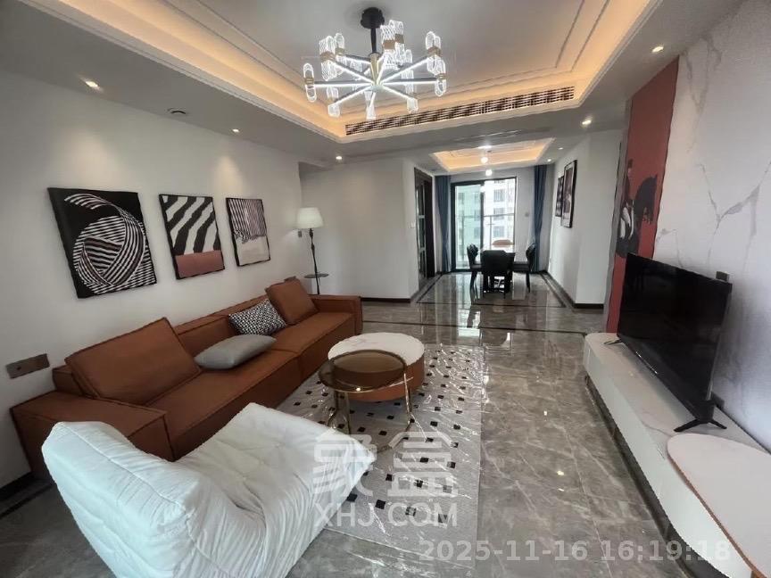 绿地长沙城际空间站（绿地新里佳苑）  4室2厅2卫    3600.0元/月室内图