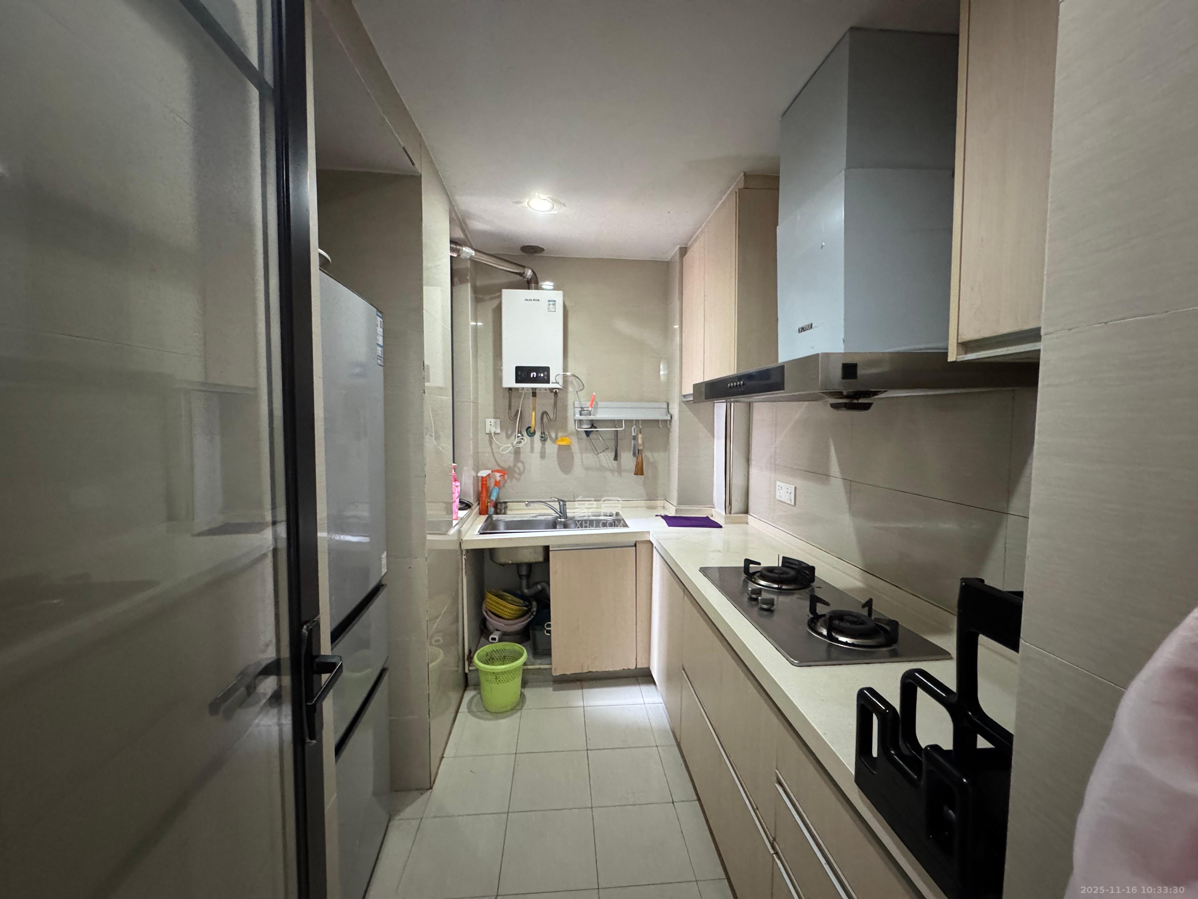 新城国际花都  2室2厅1卫    1500.0元/月室内图