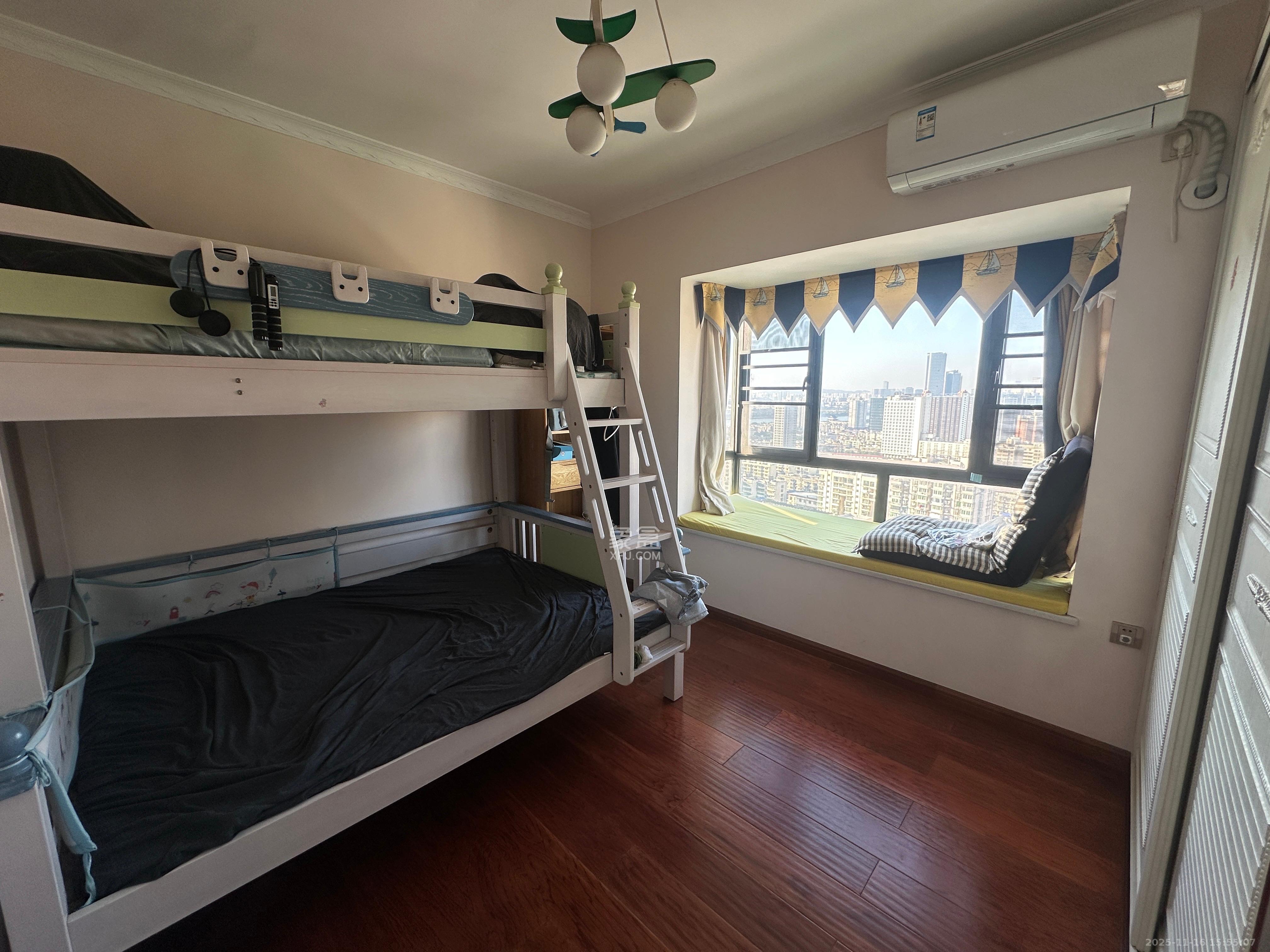 钱隆首府(福晟御园)  3室1厅1卫    3800.0元/月室内图