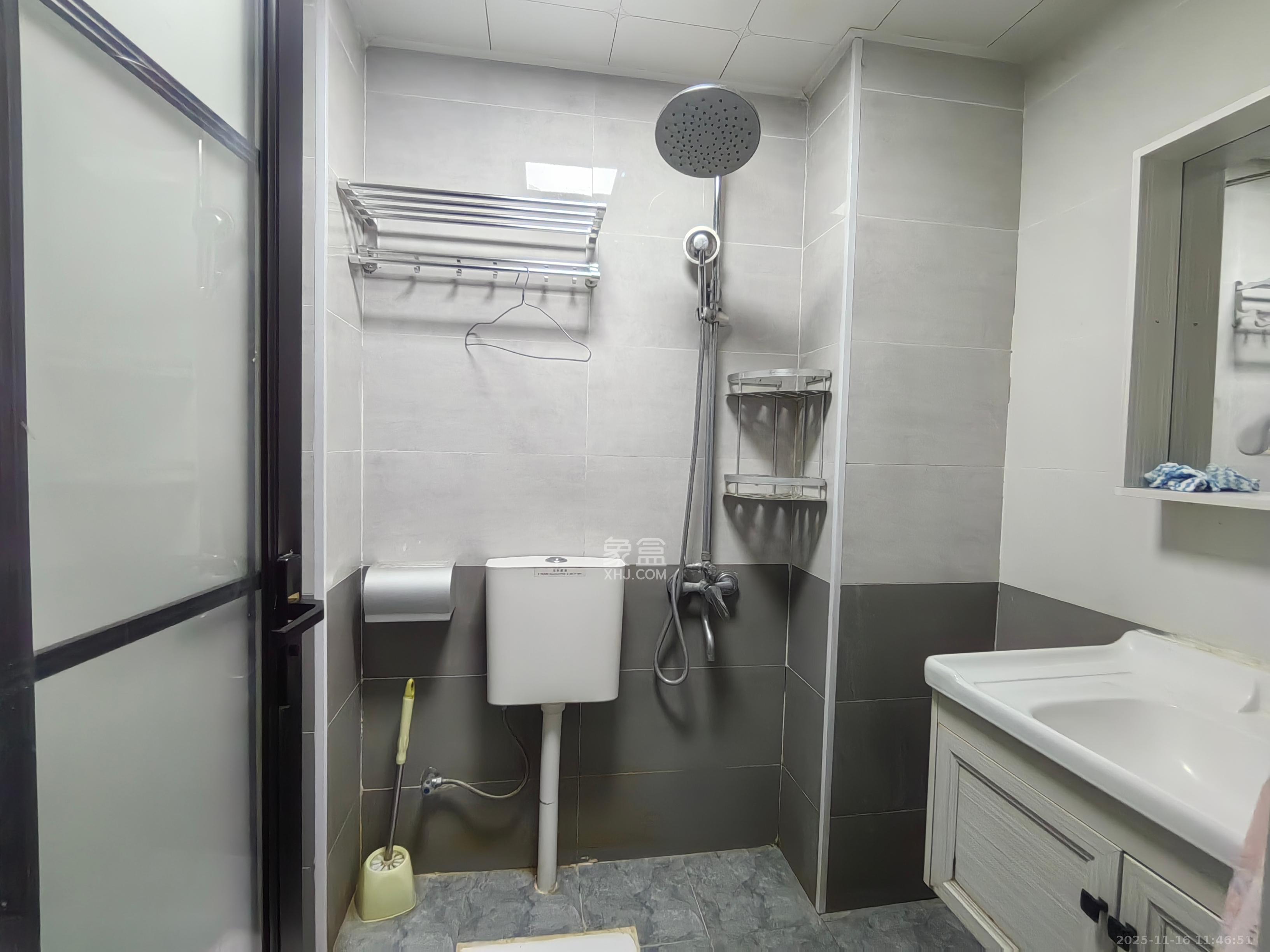 佳兆业云顶梅溪湖(佳兆业梅溪荟) 1室1厅1卫 1500.0元/月 佳兆业云顶梅溪湖(佳兆业梅溪荟) 1室1厅1卫 1500.0元/月室内图