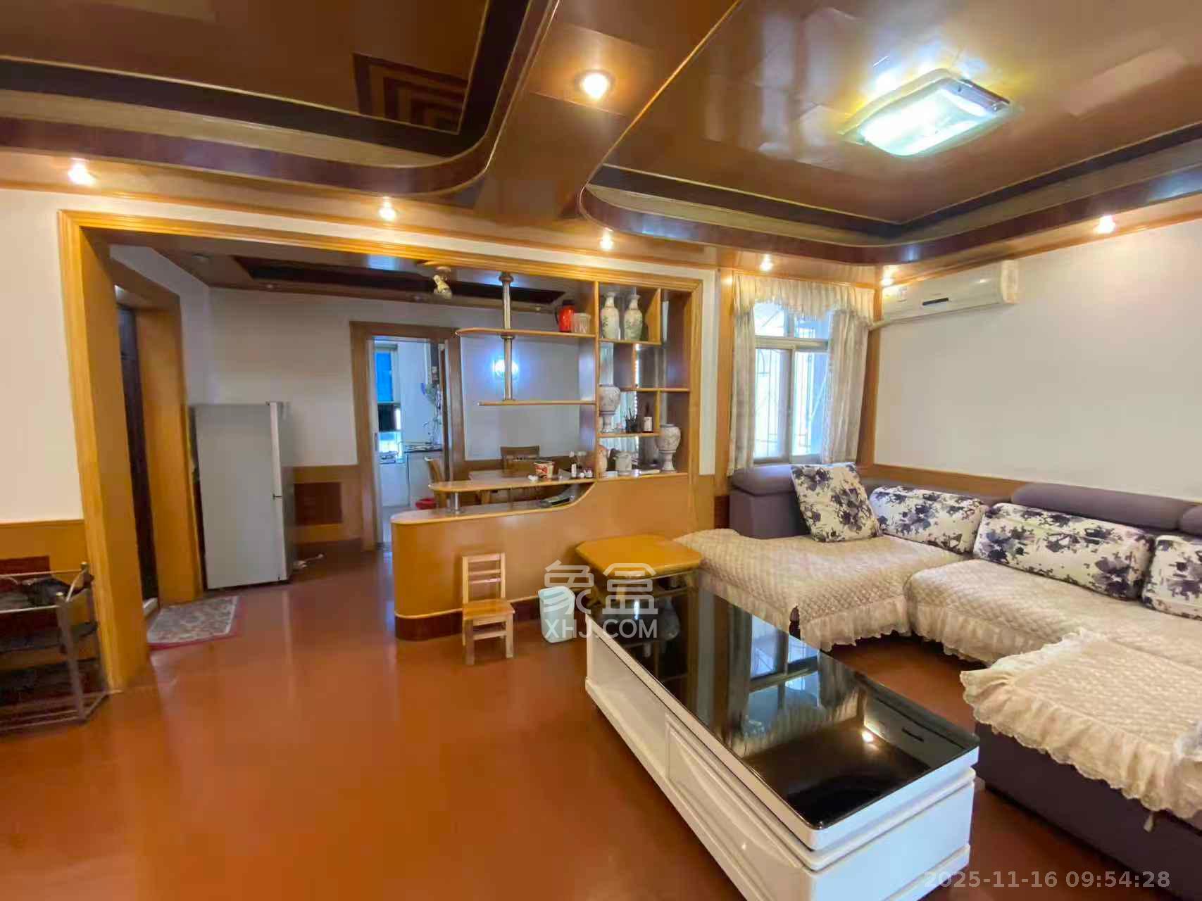 恒达花园  2室1厅1卫    1400.0元/月室内图