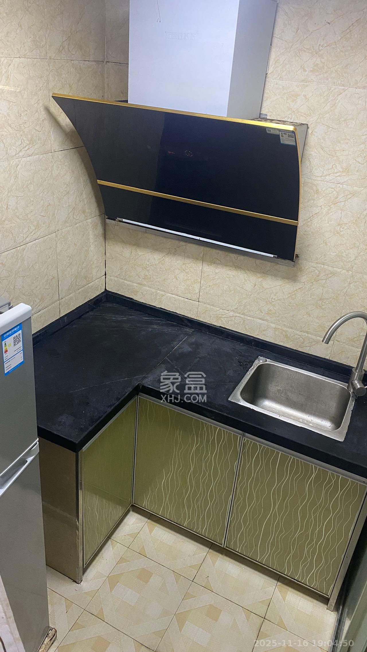 嘉顺苑  1室1厅1卫    1100.0元/月室内图