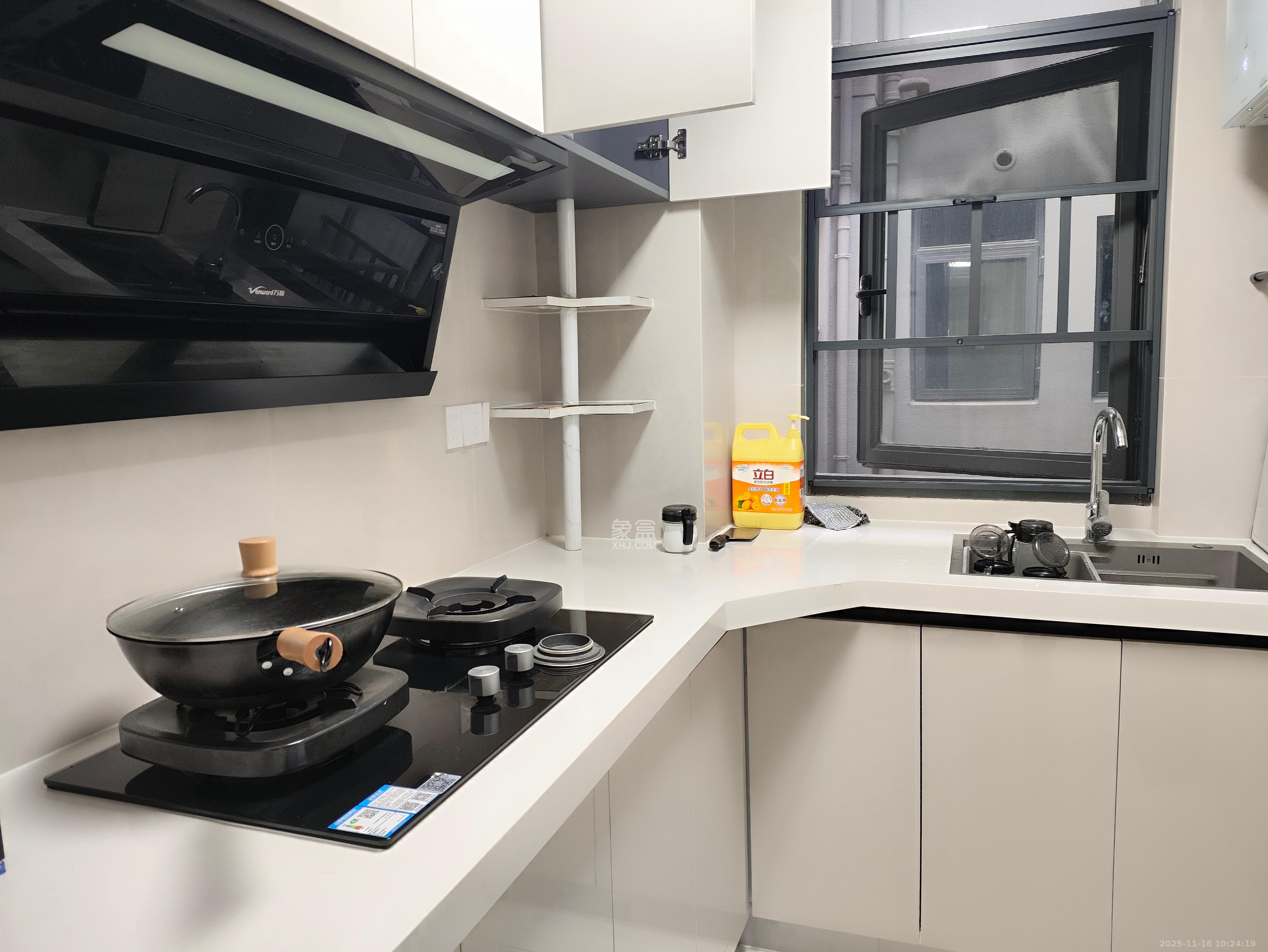 湖湘时代名邸公园壹号  1室0厅0卫    2400.0元/月室内图