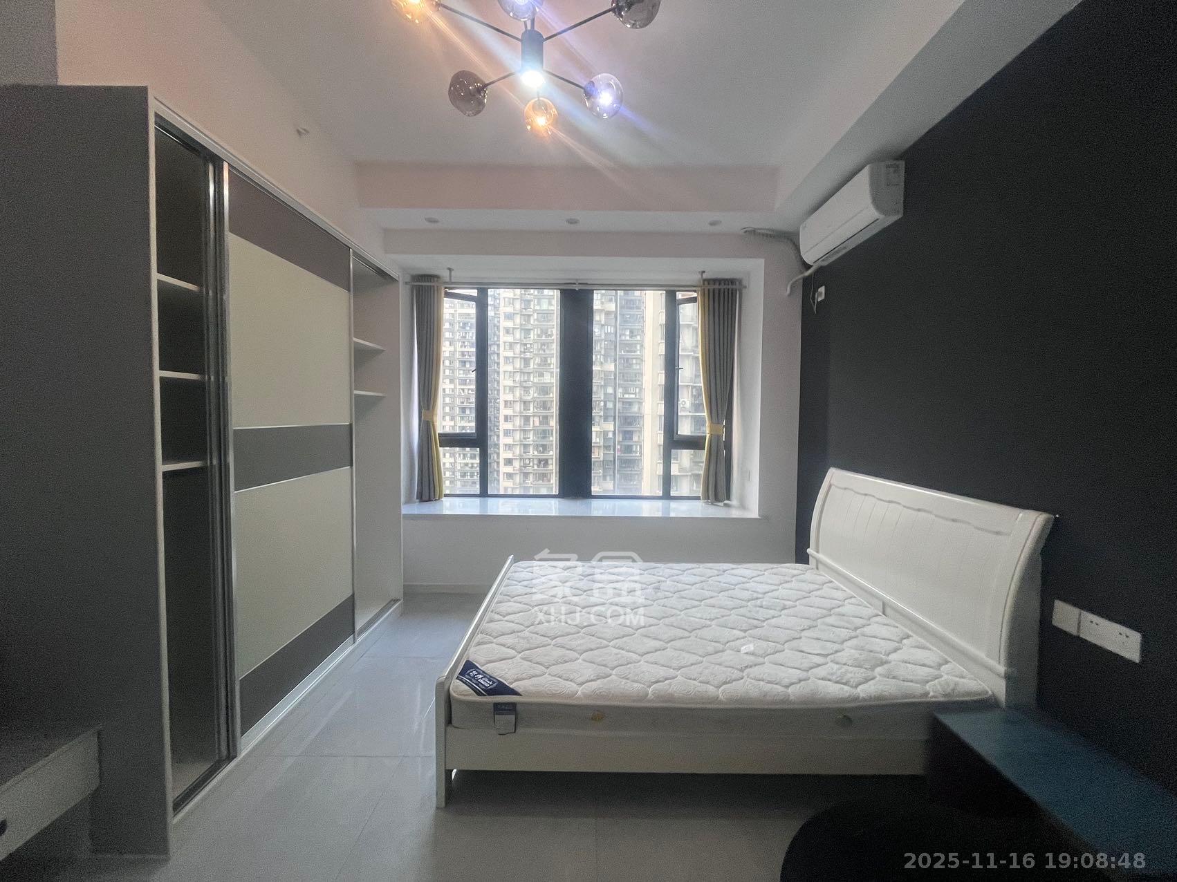 中建悦和城  1室1厅1卫    1300.0元/月室内图