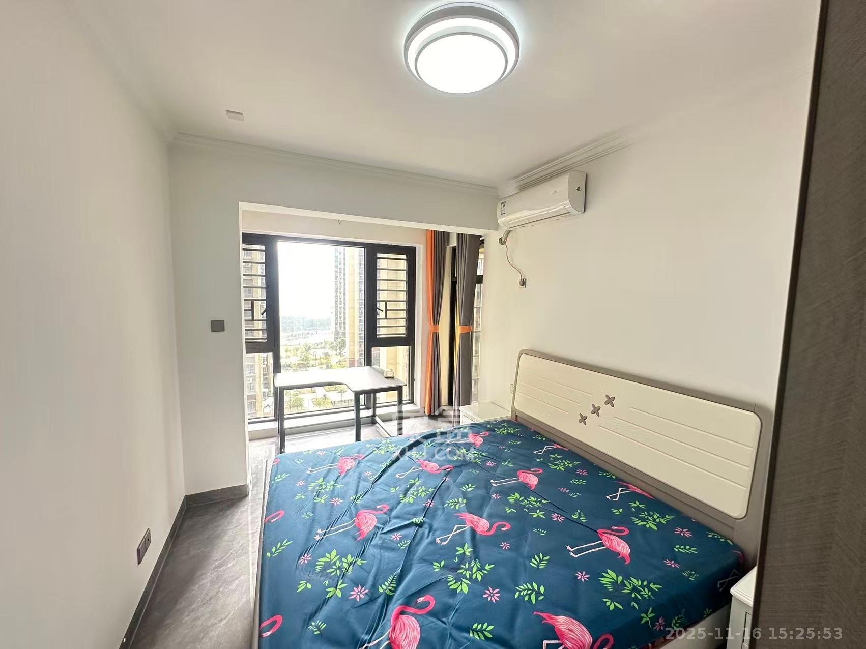 和润园三期 3室2厅2卫 2800.0元/月 和润园三期 3室2厅2卫 2800.0元/月室内图