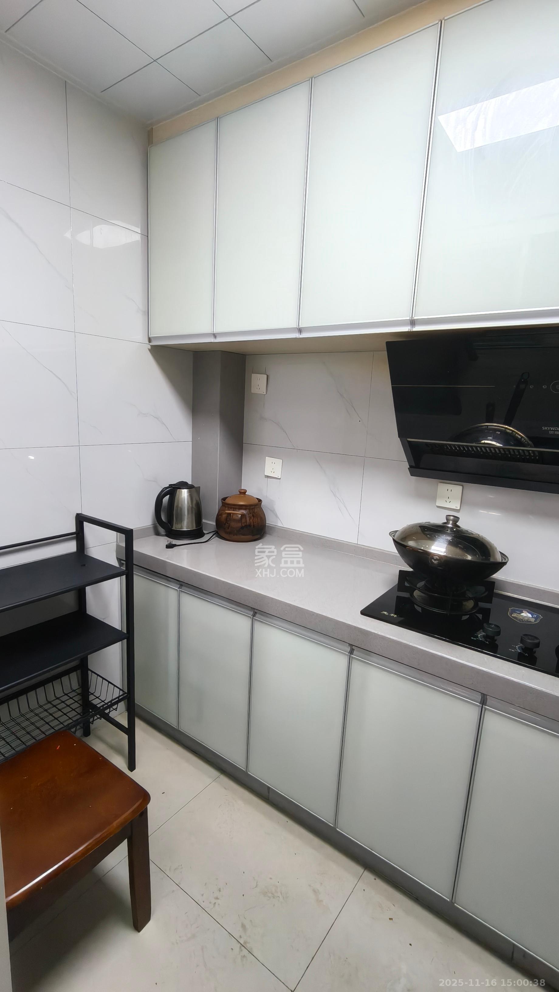 云和华府  1室0厅0卫    2300.0元/月室内图