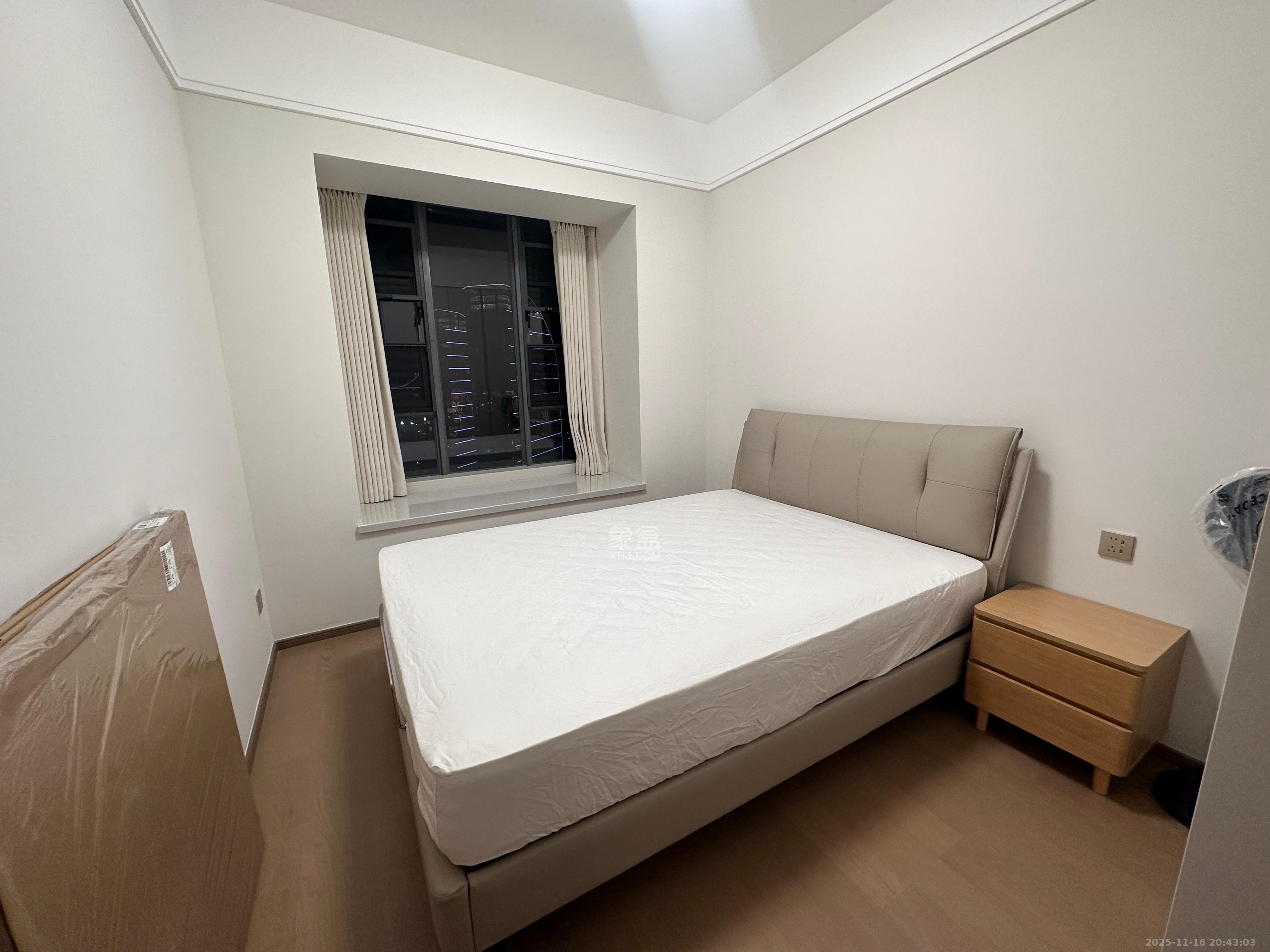 复地滨江金融中心  4室2厅2卫    6000.0元/月室内图