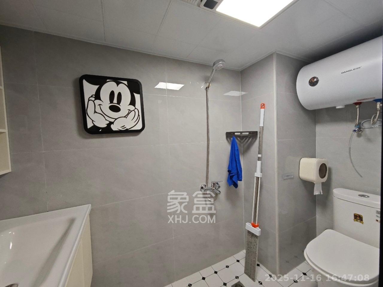 时代MOMA云PARK 2室1厅1卫 2400.0元/月 时代MOMA云PARK 2室1厅1卫 2400.0元/月室内图