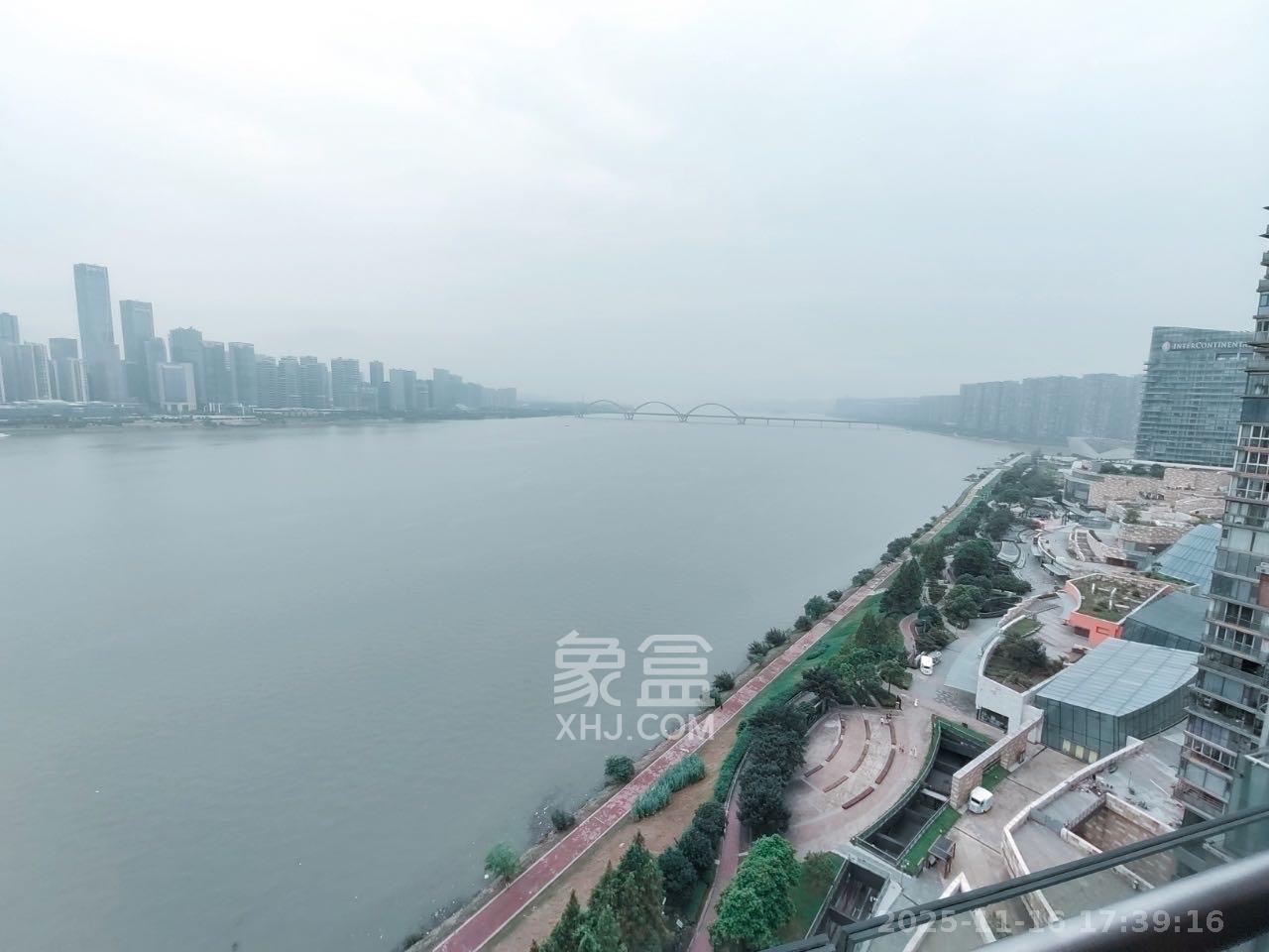 北辰定江洋  4室3厅3卫    14800.0元/月室内图