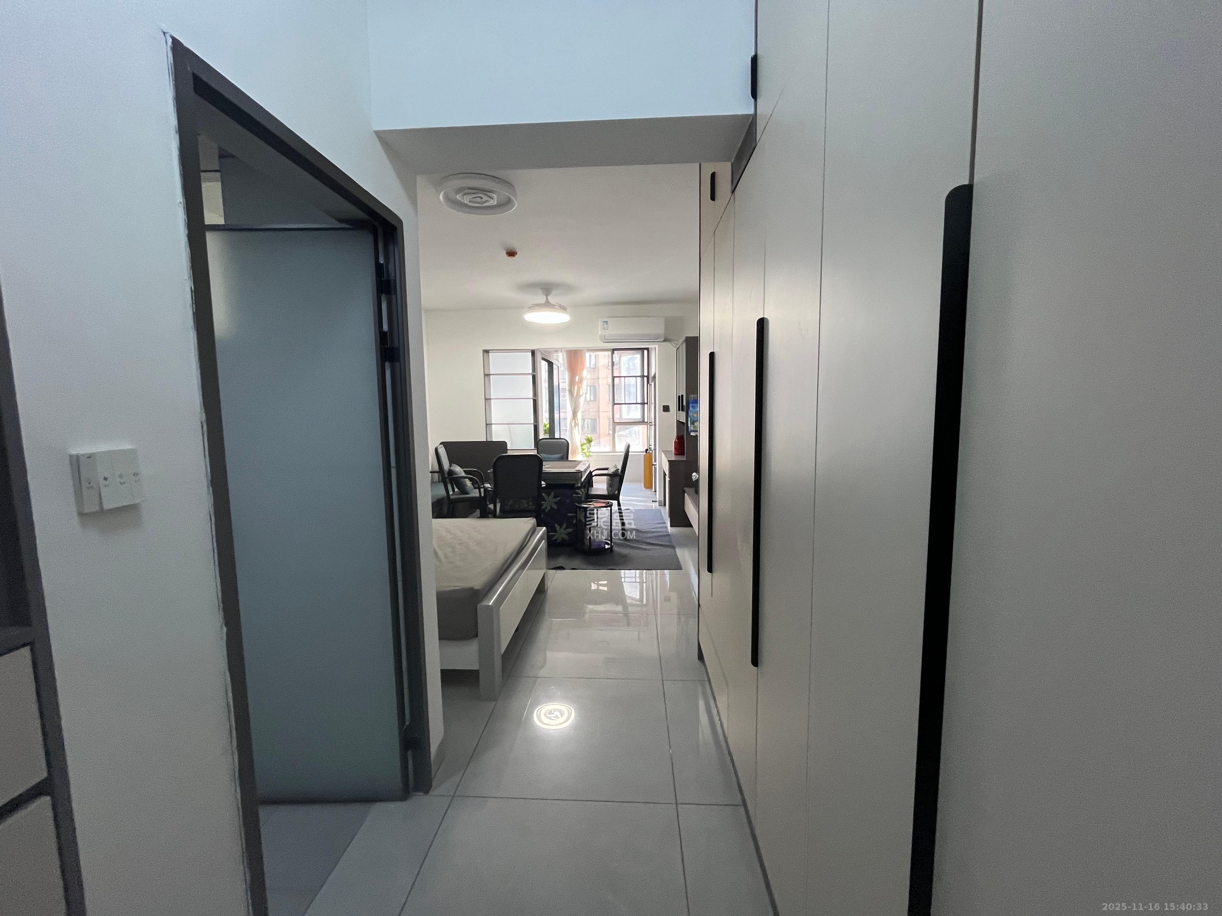 怡海星城 1室1厅1卫 1100.0元/月 怡海星城 1室1厅1卫 1100.0元/月室内图