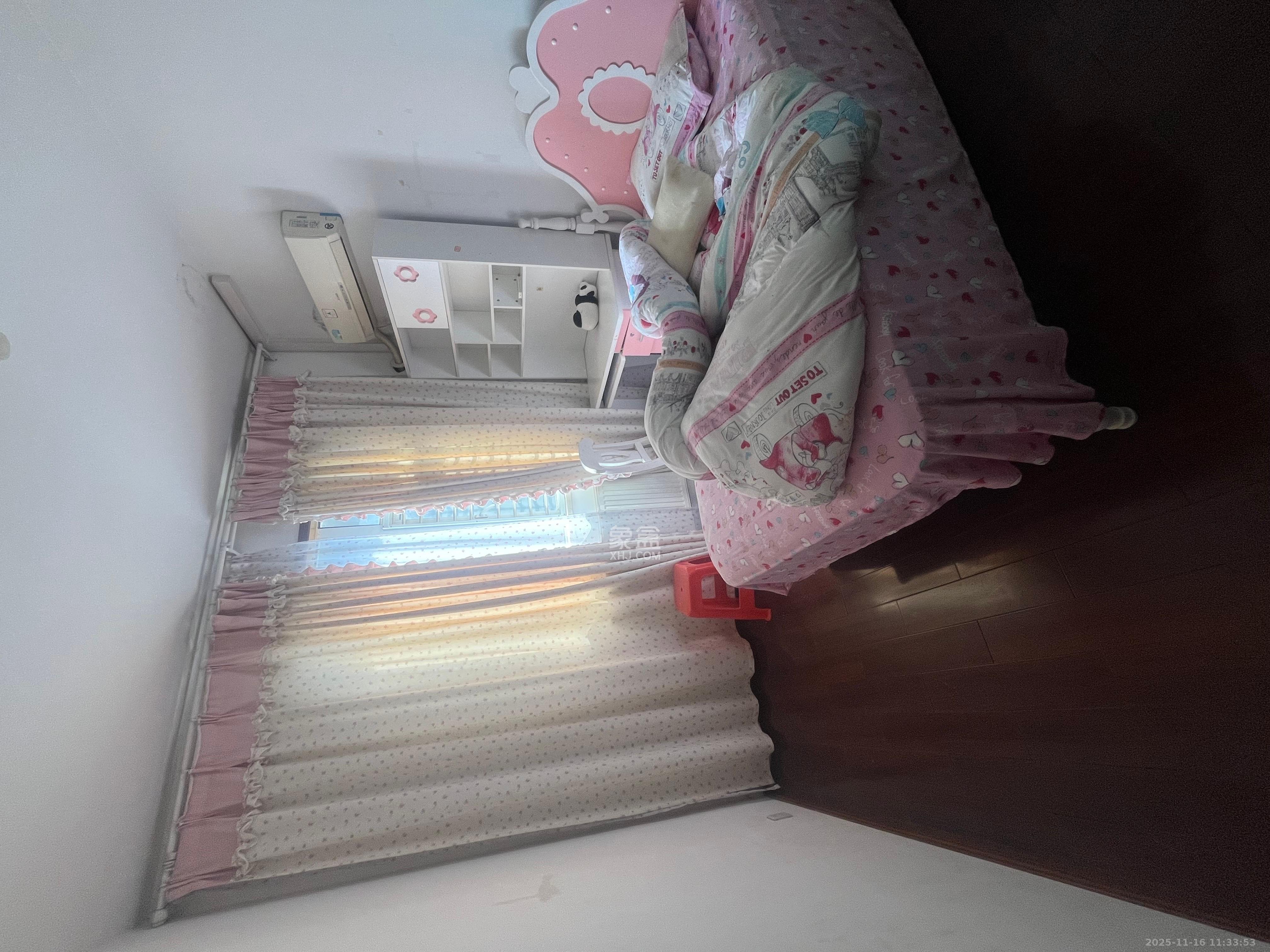 麓山枫情 3室2厅2卫 2600.0元/月 麓山枫情 3室2厅2卫 2600.0元/月室内图