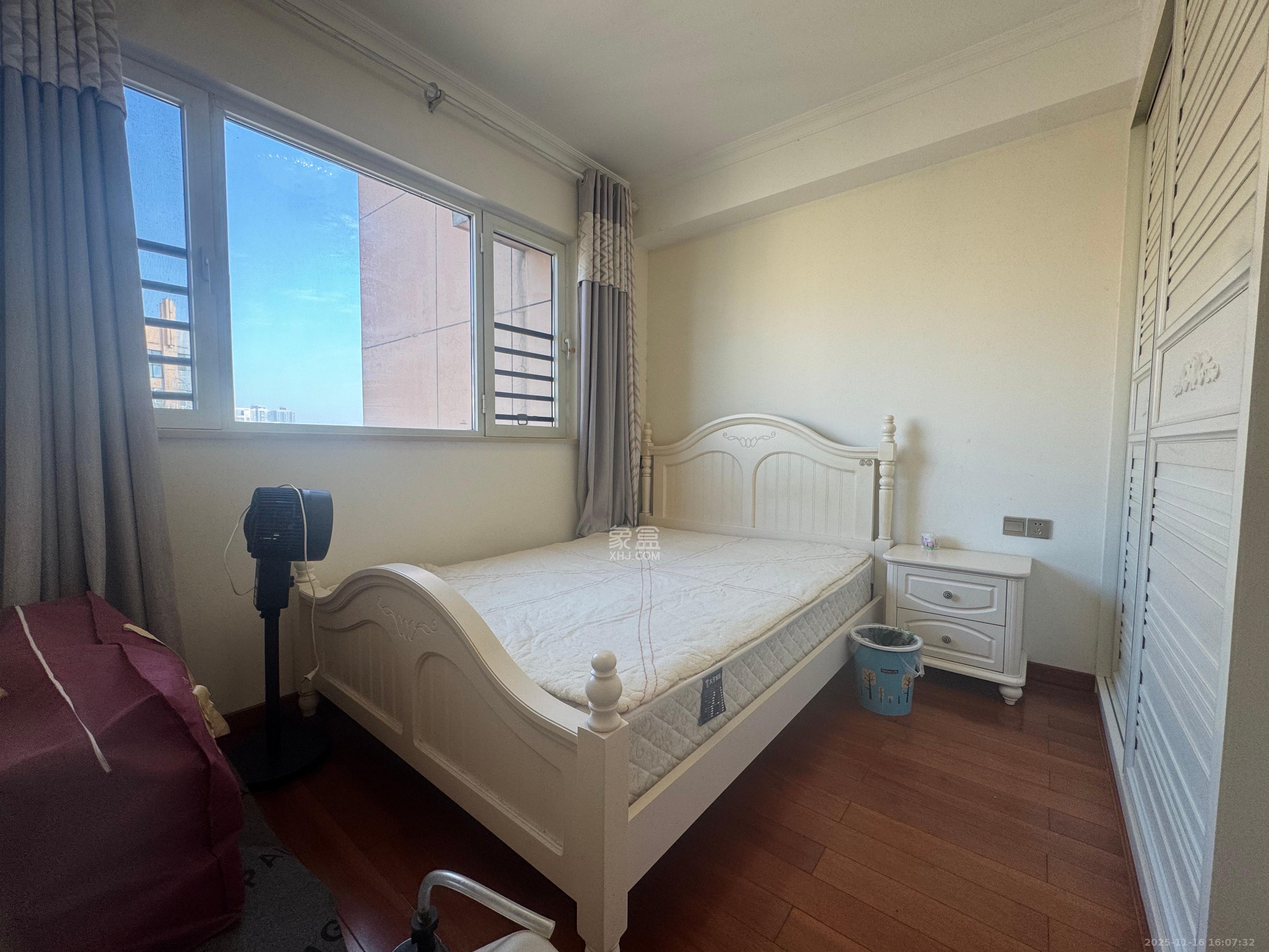 北辰三角洲E6区 4室2厅2卫 4200.0元/月 北辰三角洲E6区 4室2厅2卫 4200.0元/月室内图