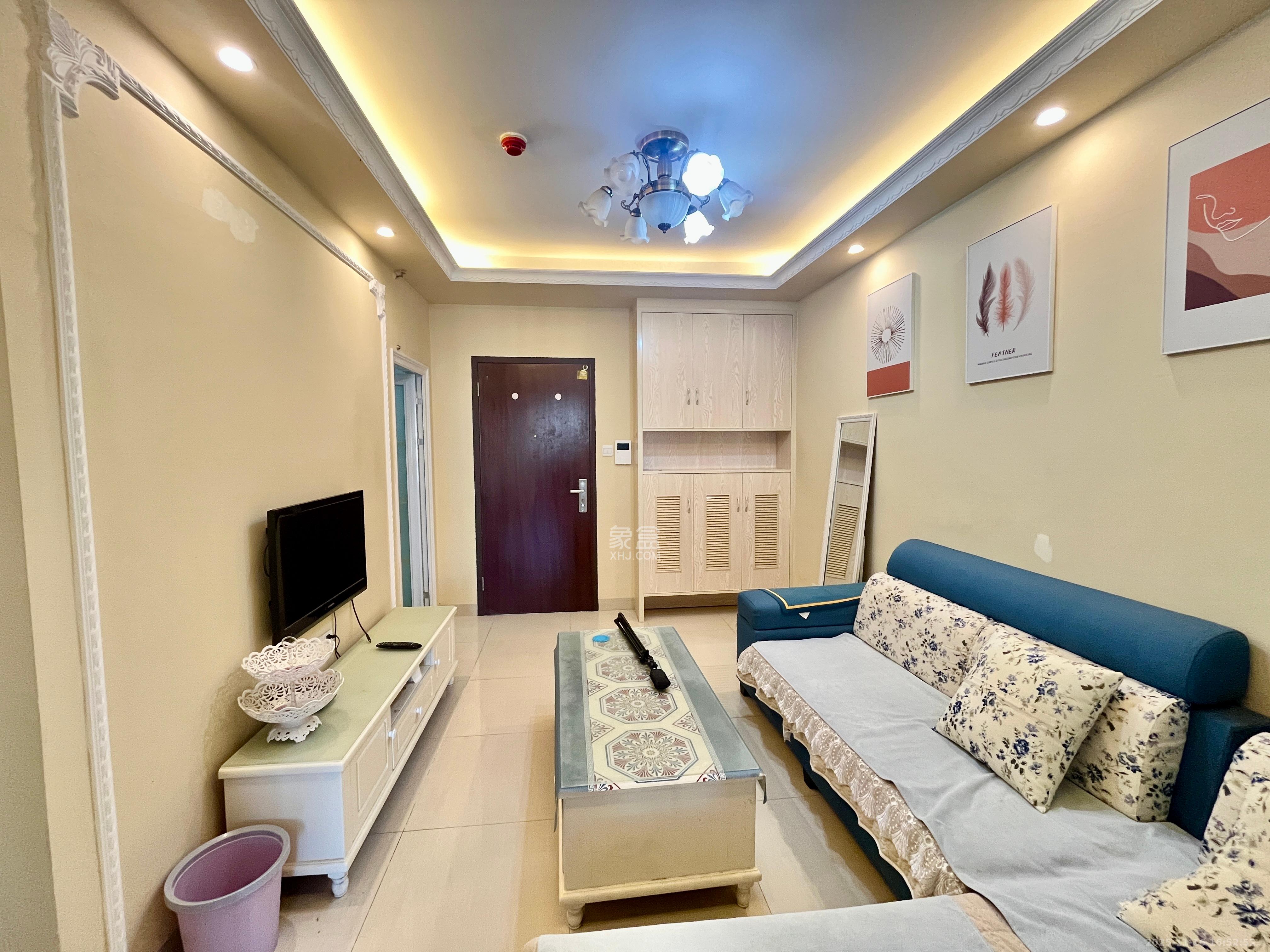 北辰三角洲E3区  1室1厅1卫    2400.0元/月