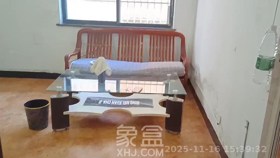 诚兴园  1室1厅1卫    1500.0元/月室内图