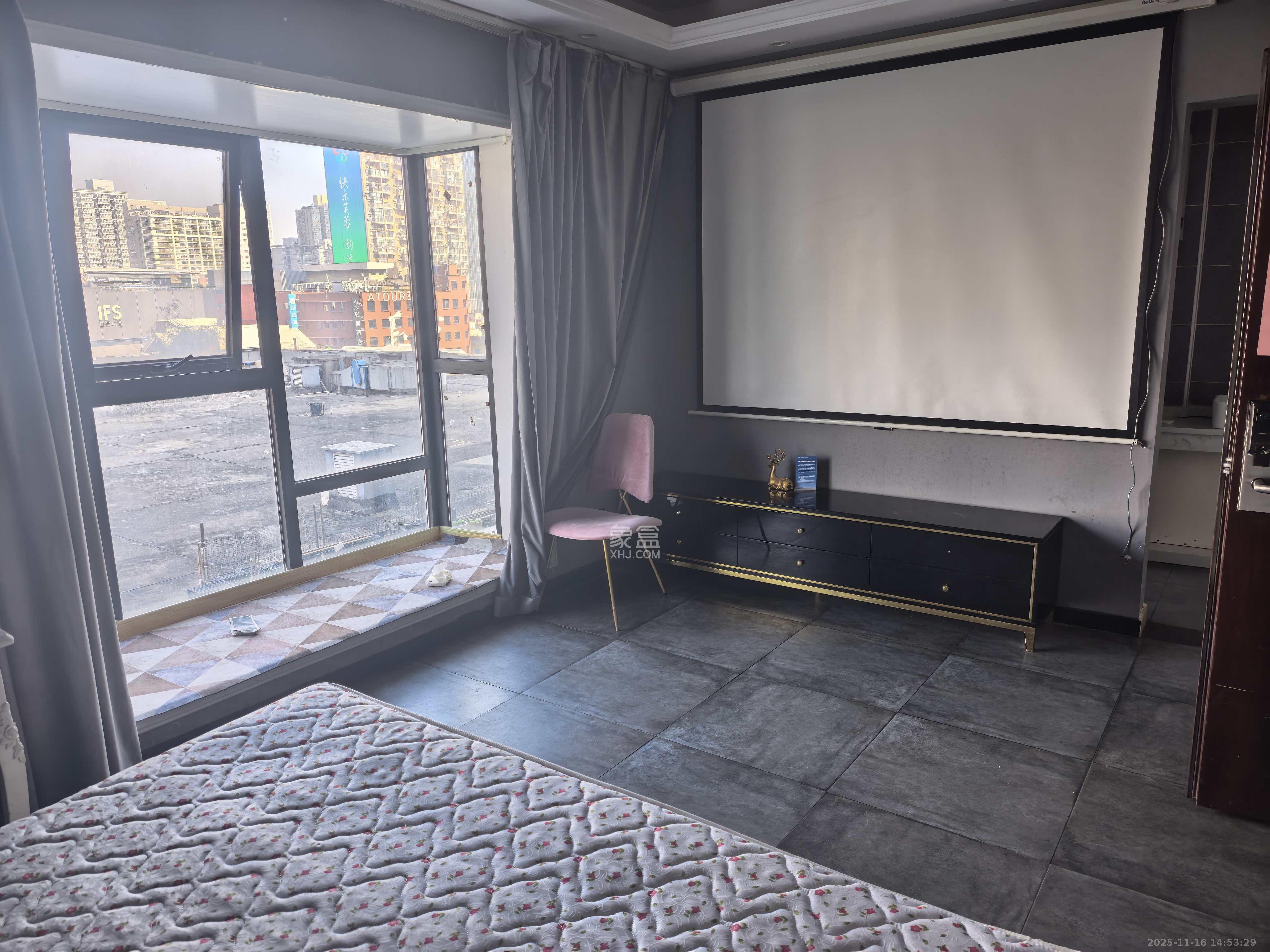 君临国际 1室1厅1卫 1500.0元/月 君临国际 1室1厅1卫 1500.0元/月室内图