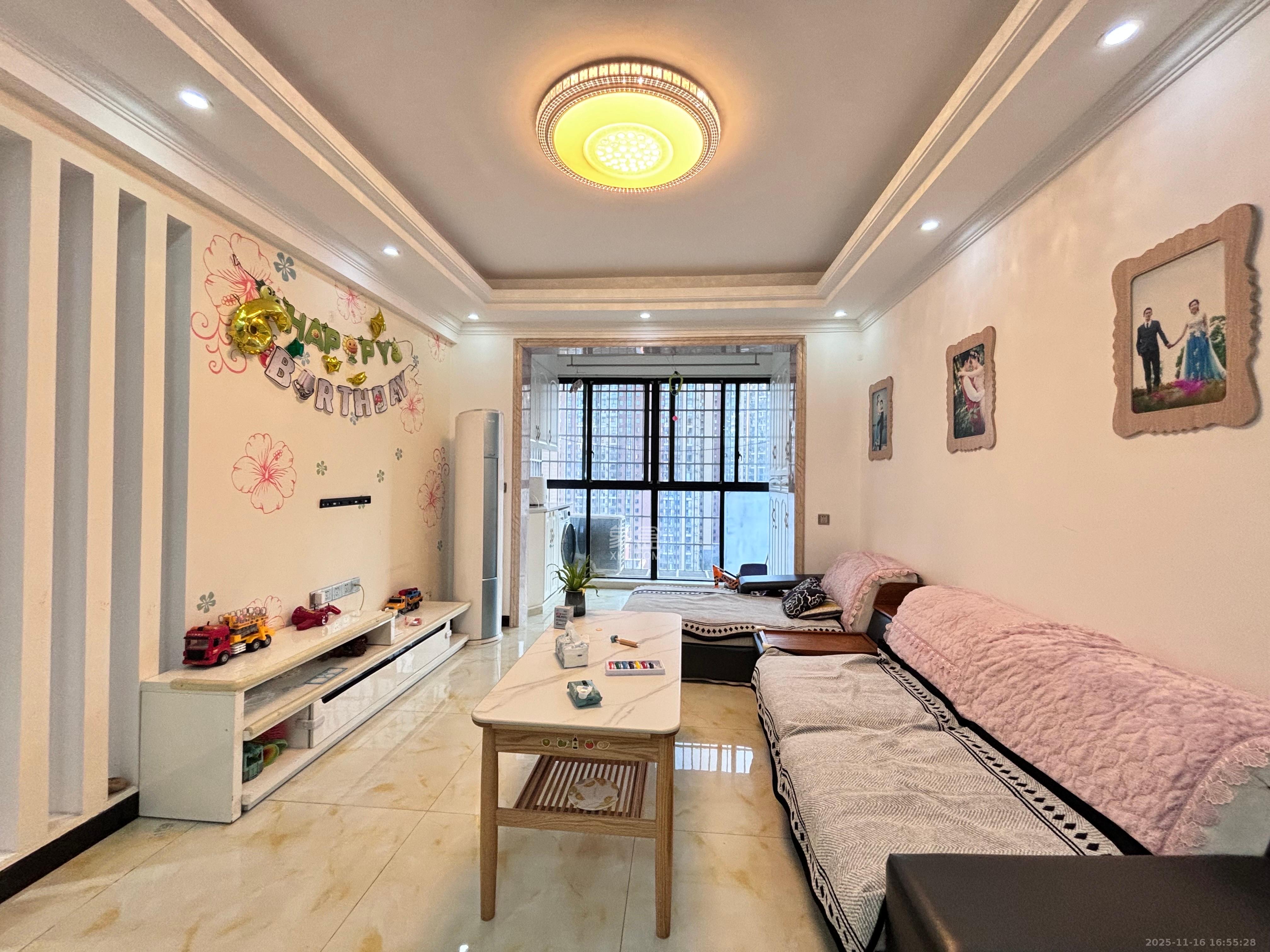 泰禹云开壹品  3室2厅2卫    2400.0元/月室内图1