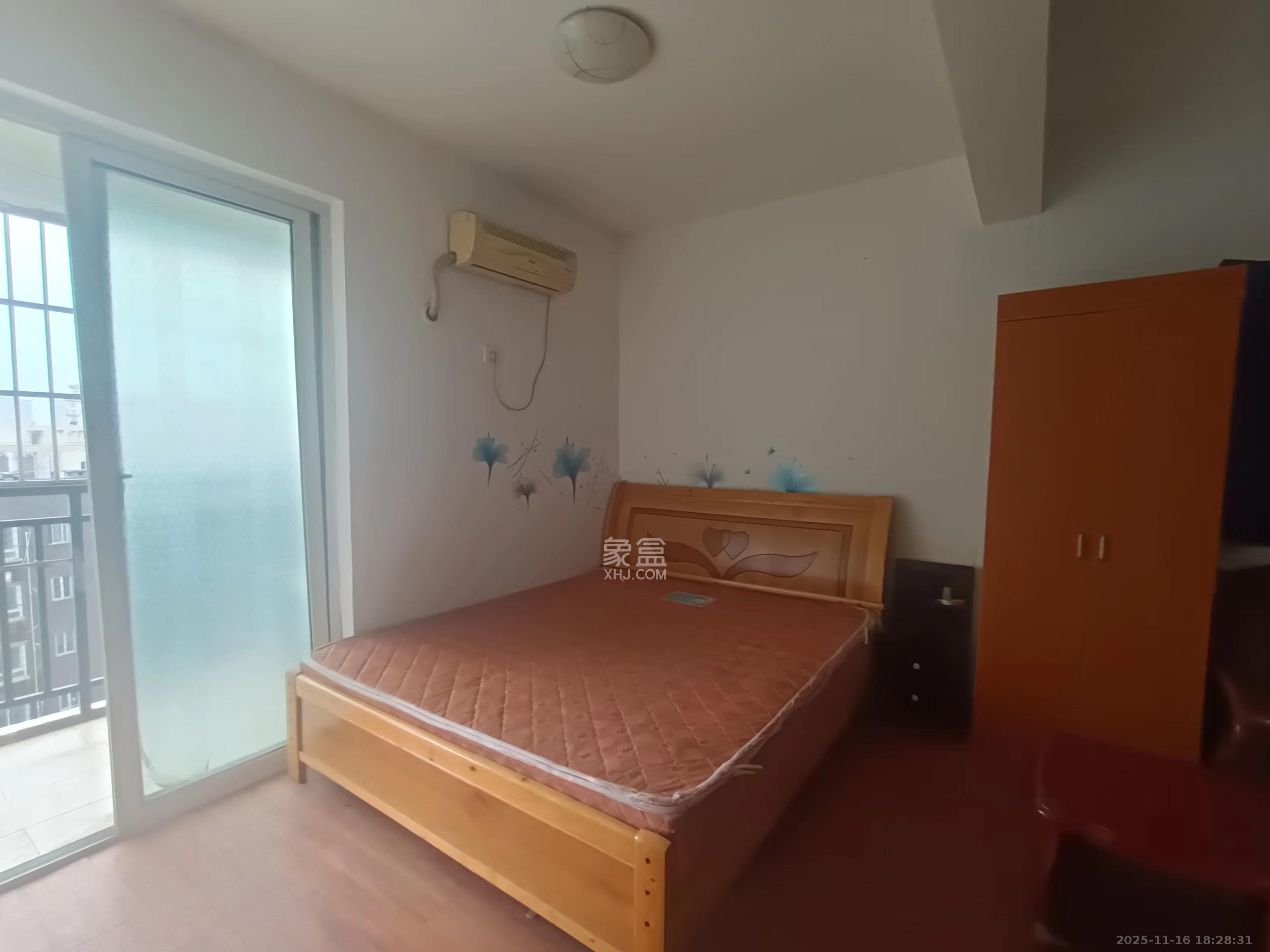 世景华庭  1室0厅0卫    1100.0元/月室内图