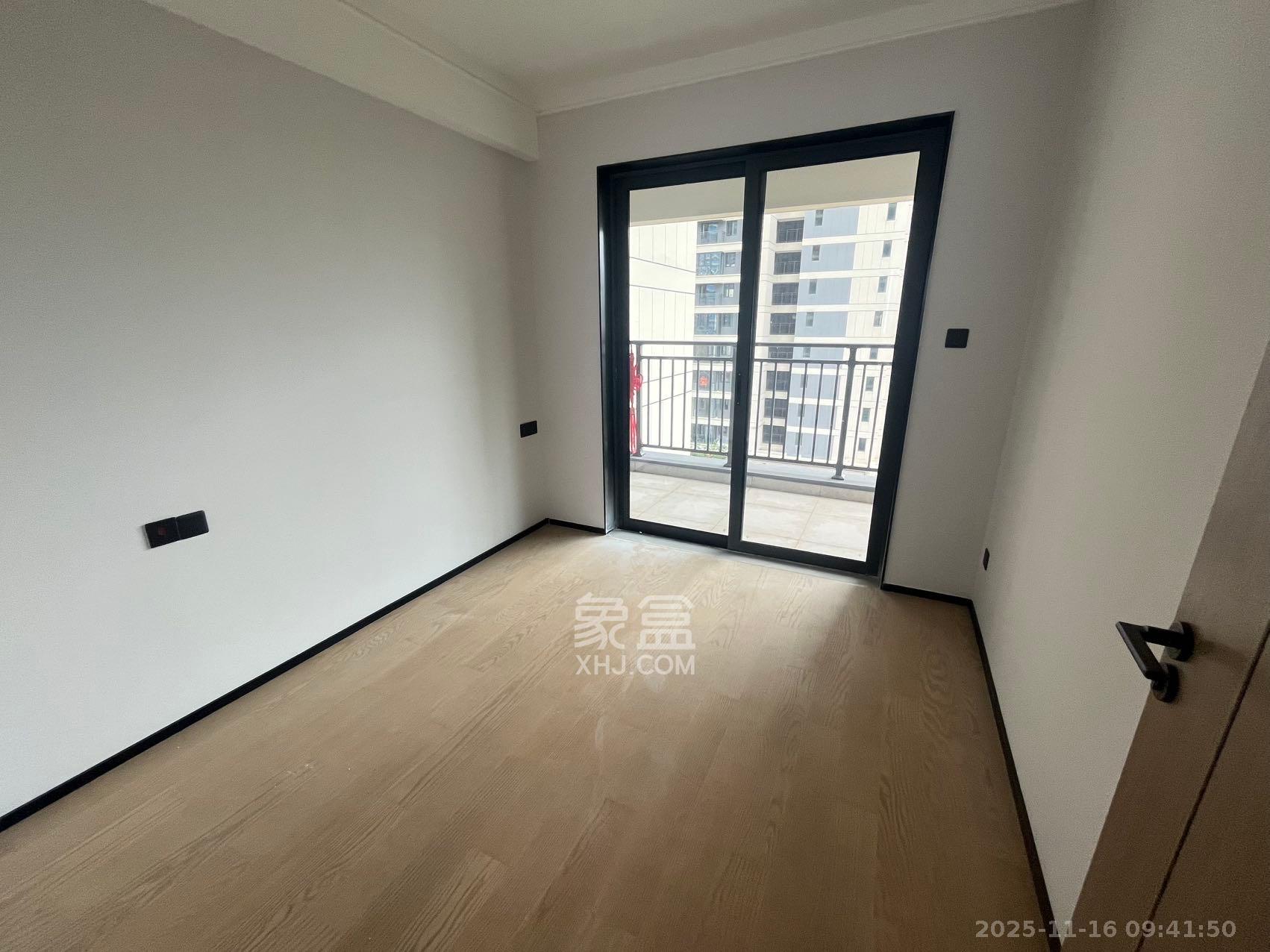 长沙北中心保利时代G区 4室2厅2卫 3500.0元/月 长沙北中心保利时代G区 4室2厅2卫 3500.0元/月室内图