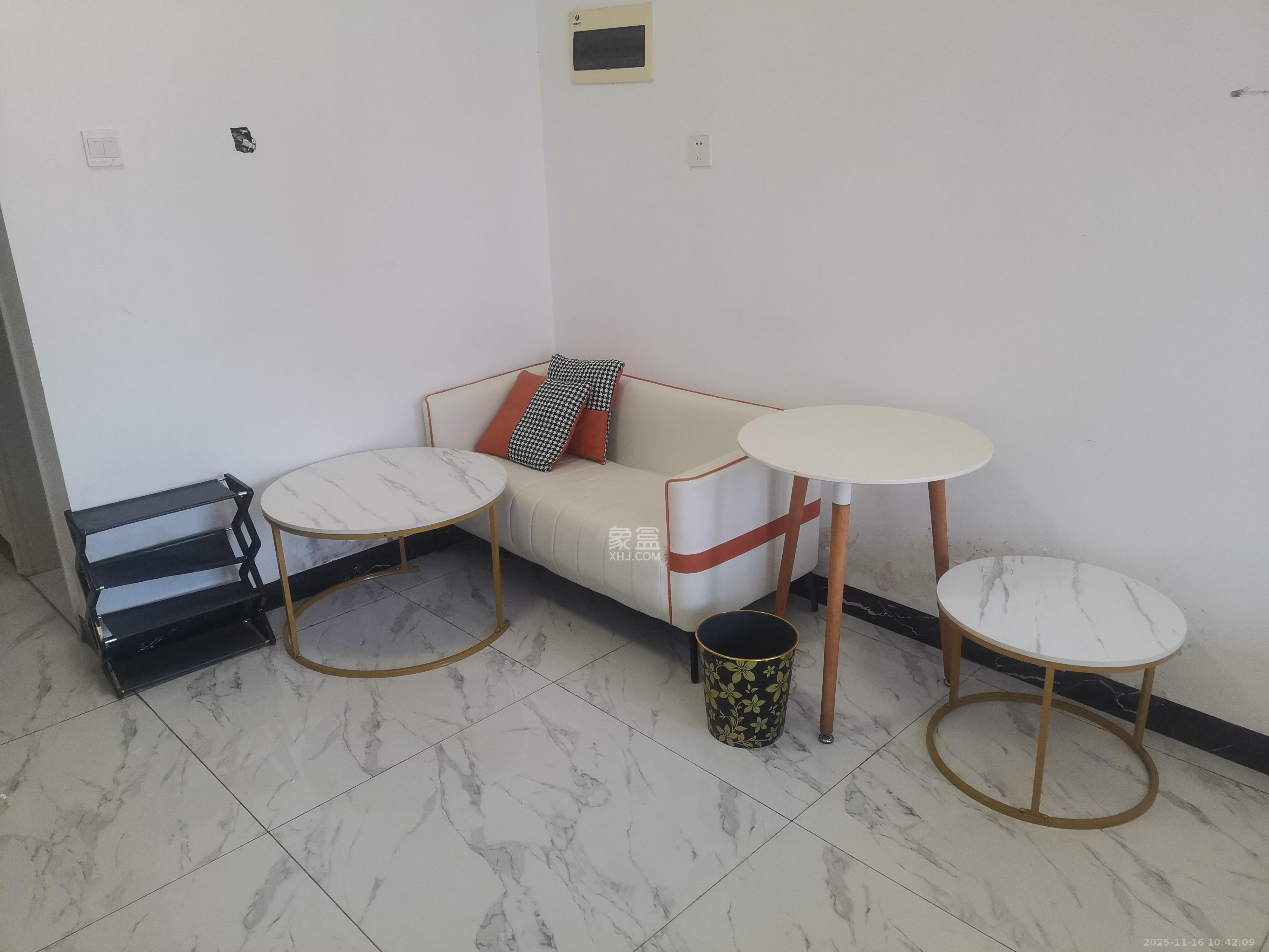 湘熙水郡(观澜海赋家园) 1室1厅1卫 1400.0元/月 湘熙水郡(观澜海赋家园) 1室1厅1卫 1400.0元/月室内图