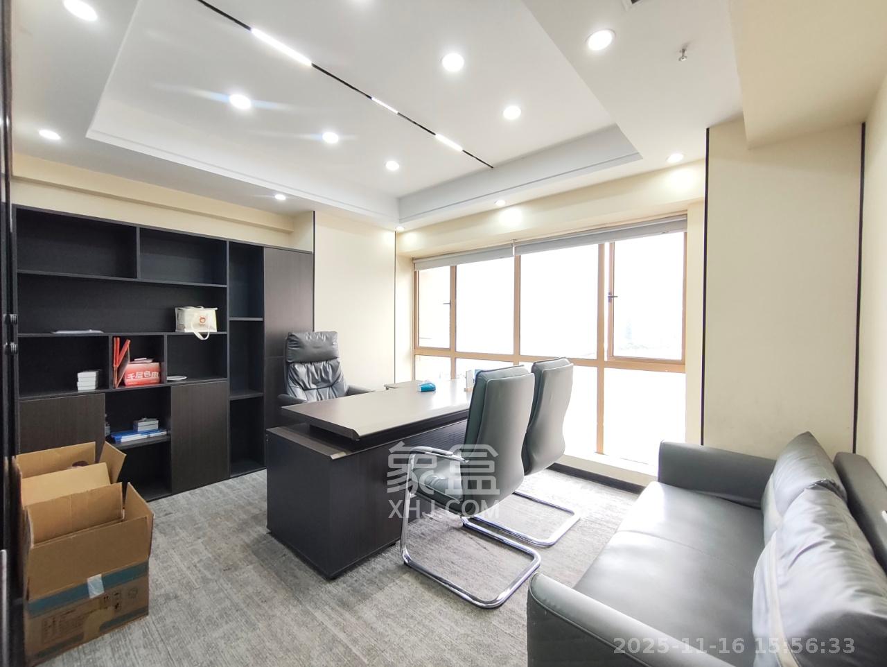 嘉盛国际广场 1室1厅1卫 13000.0元/月 嘉盛国际广场 1室1厅1卫 13000.0元/月室内图