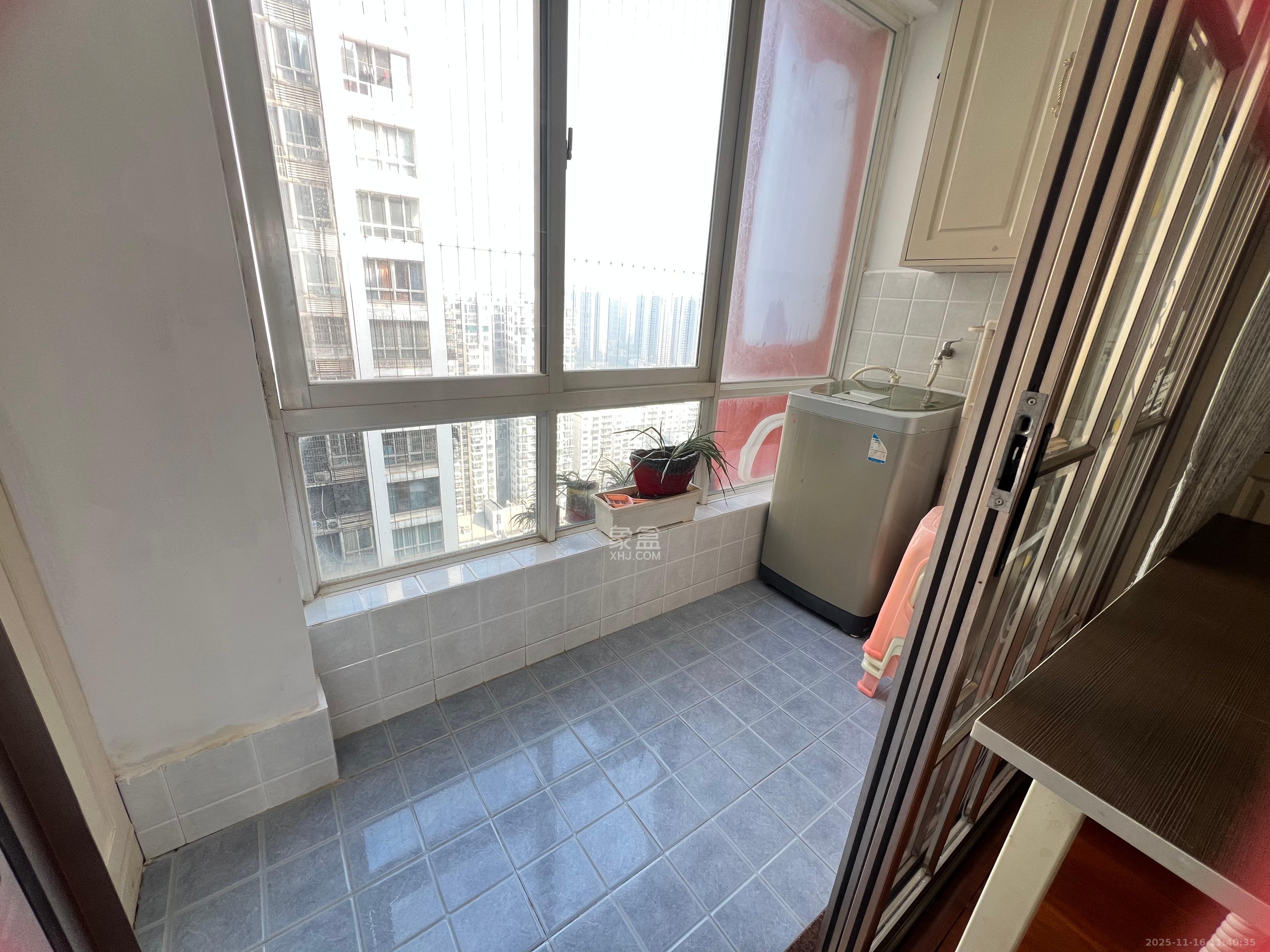 东门壹号家园  3室2厅2卫    2800.0元/月室内图