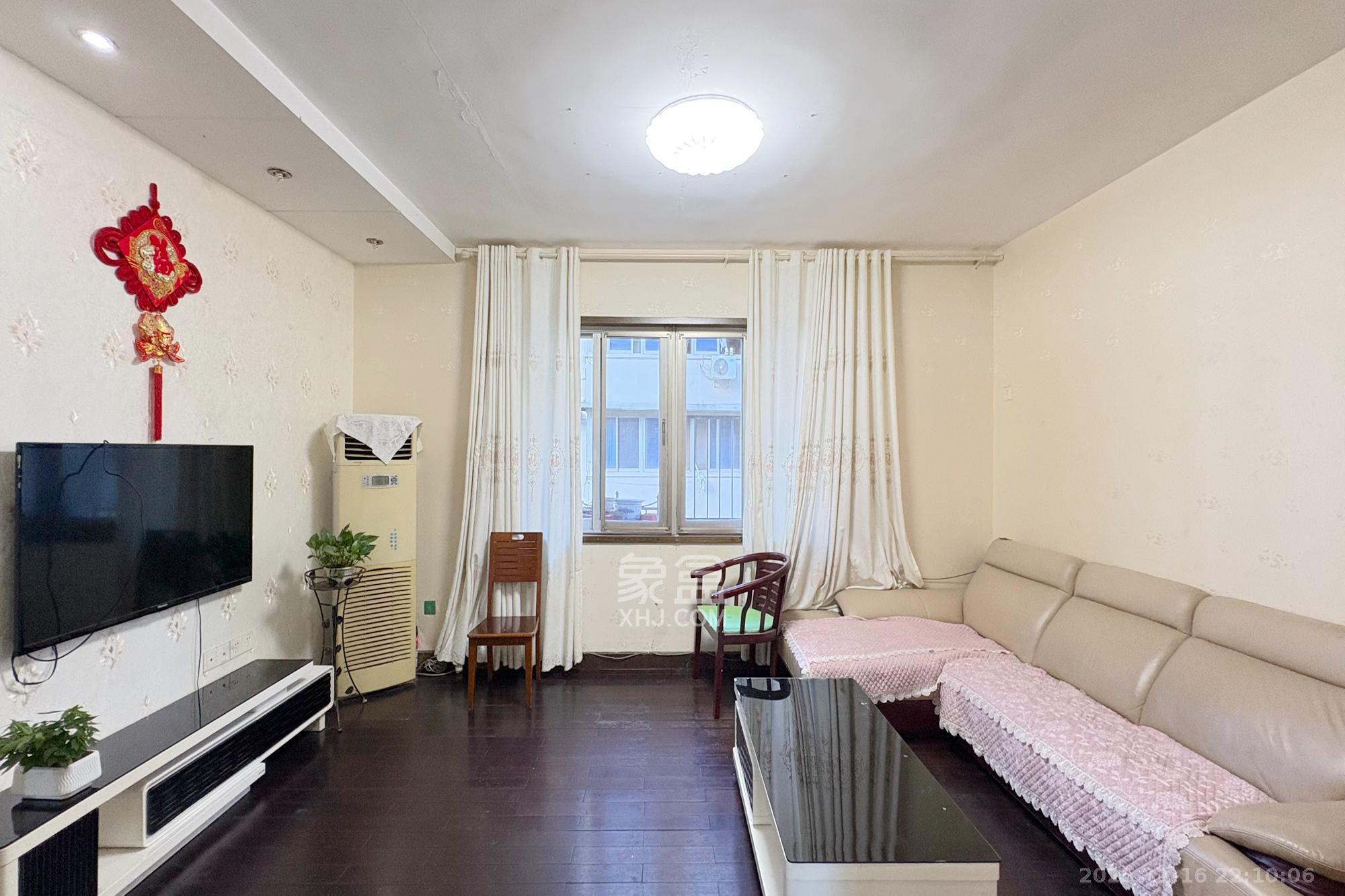 市教委单位房  3室2厅1卫    79.8万