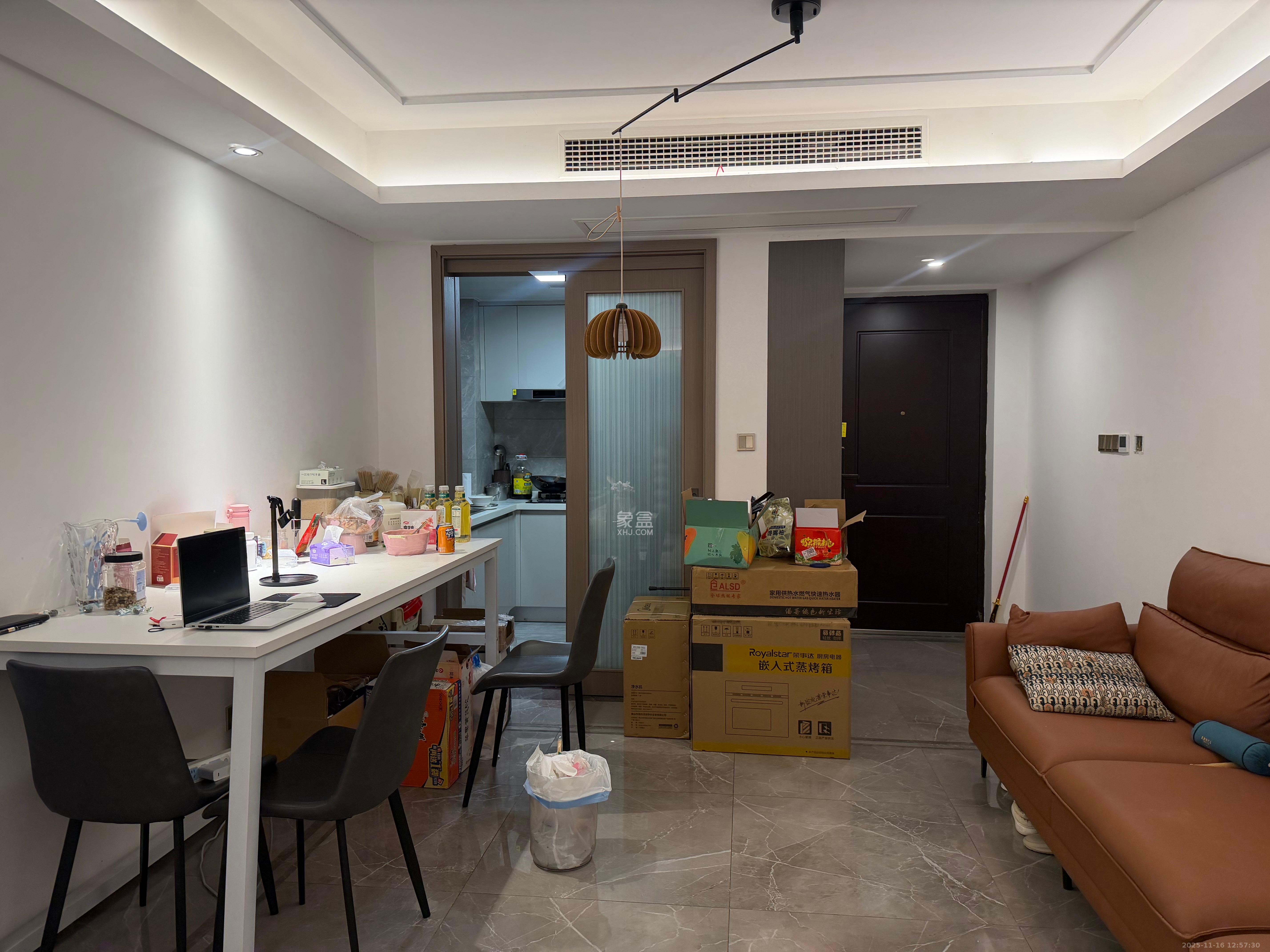 金茂建发泊悦  3室2厅2卫    3500.0元/月室内图