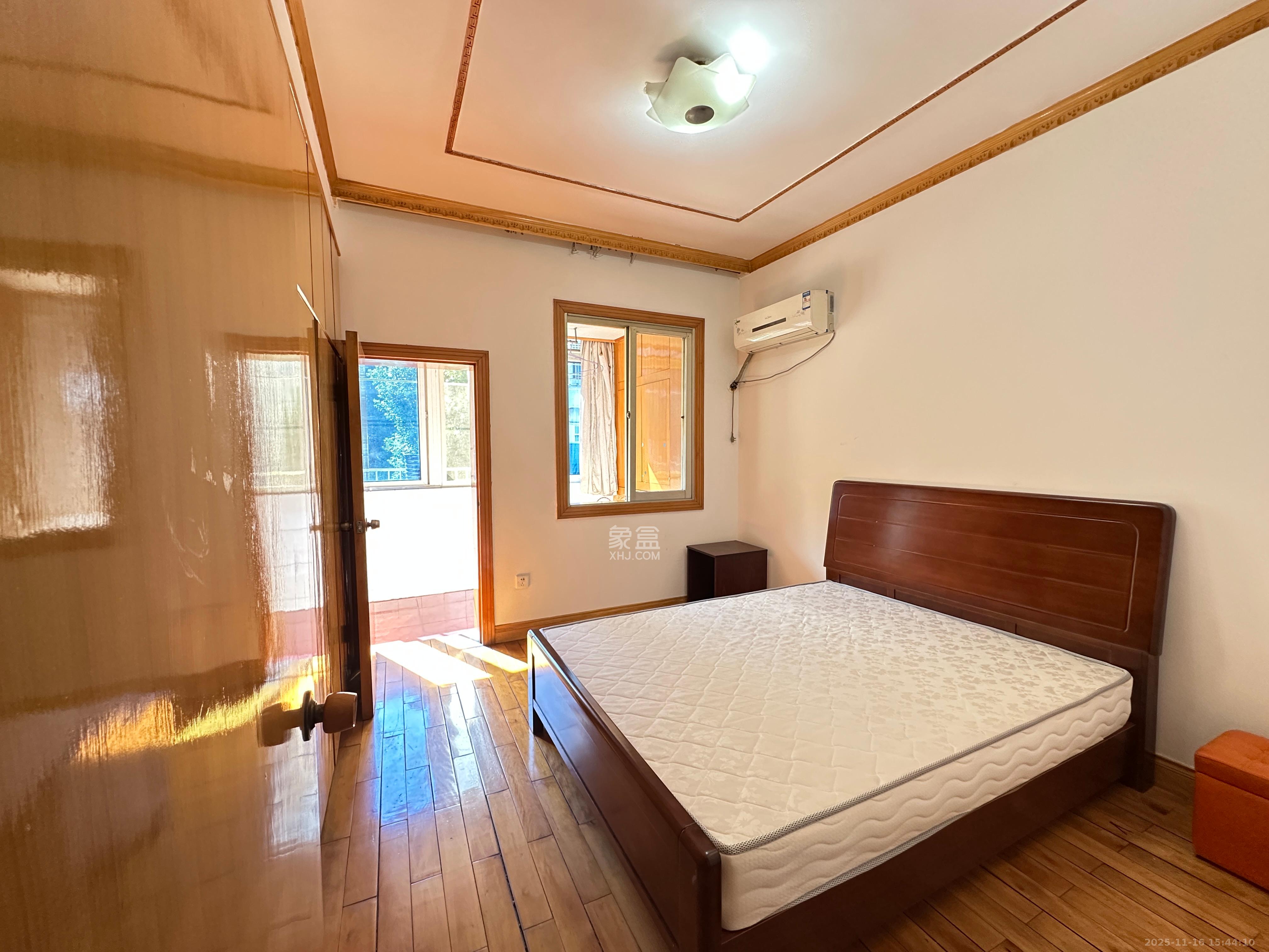 涂家冲社区（涂新小区、农商银行宿舍）  2室2厅1卫    1800.0元/月室内图