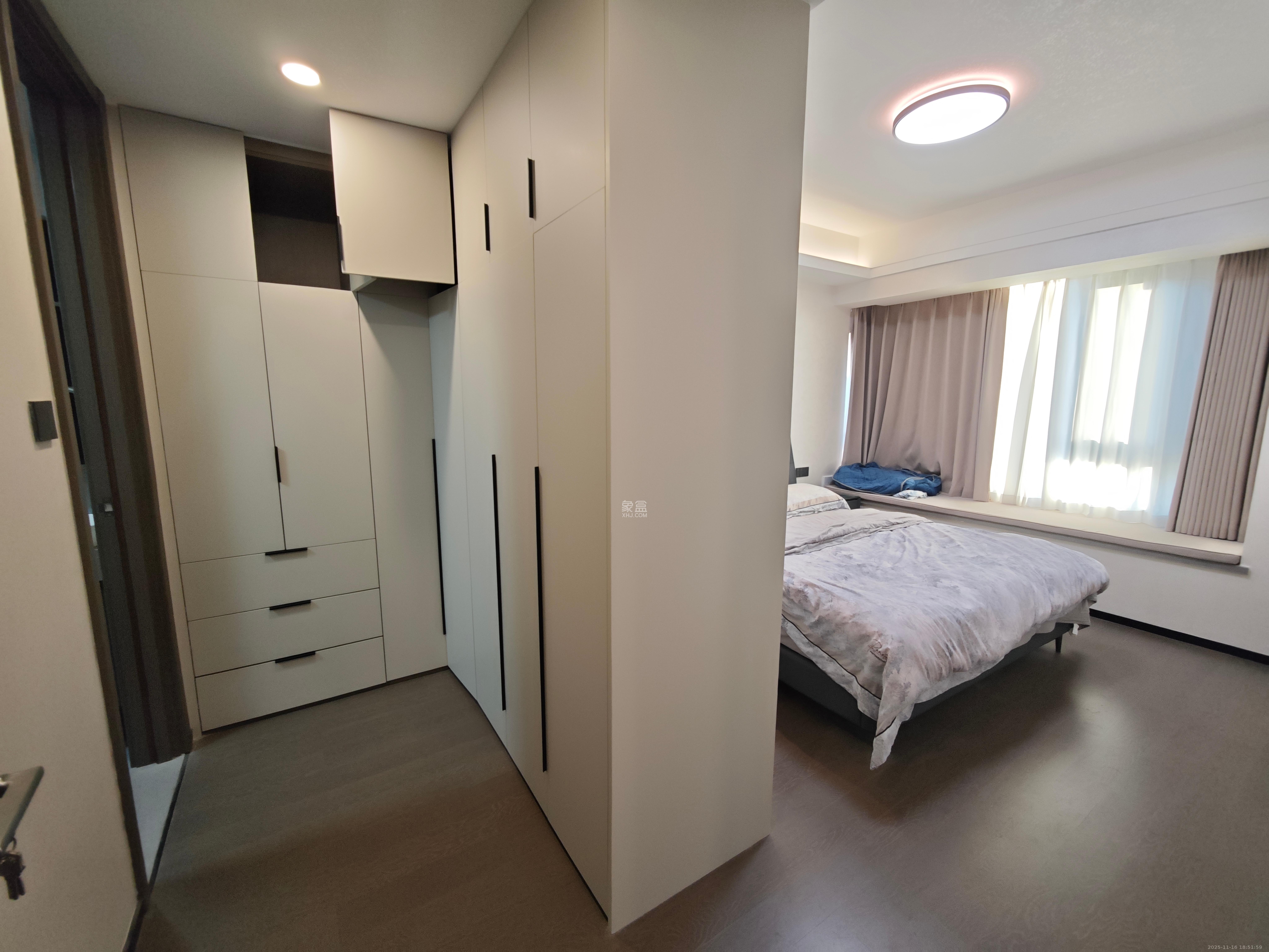 美的云樾  3室2厅2卫    4500.0元/月室内图