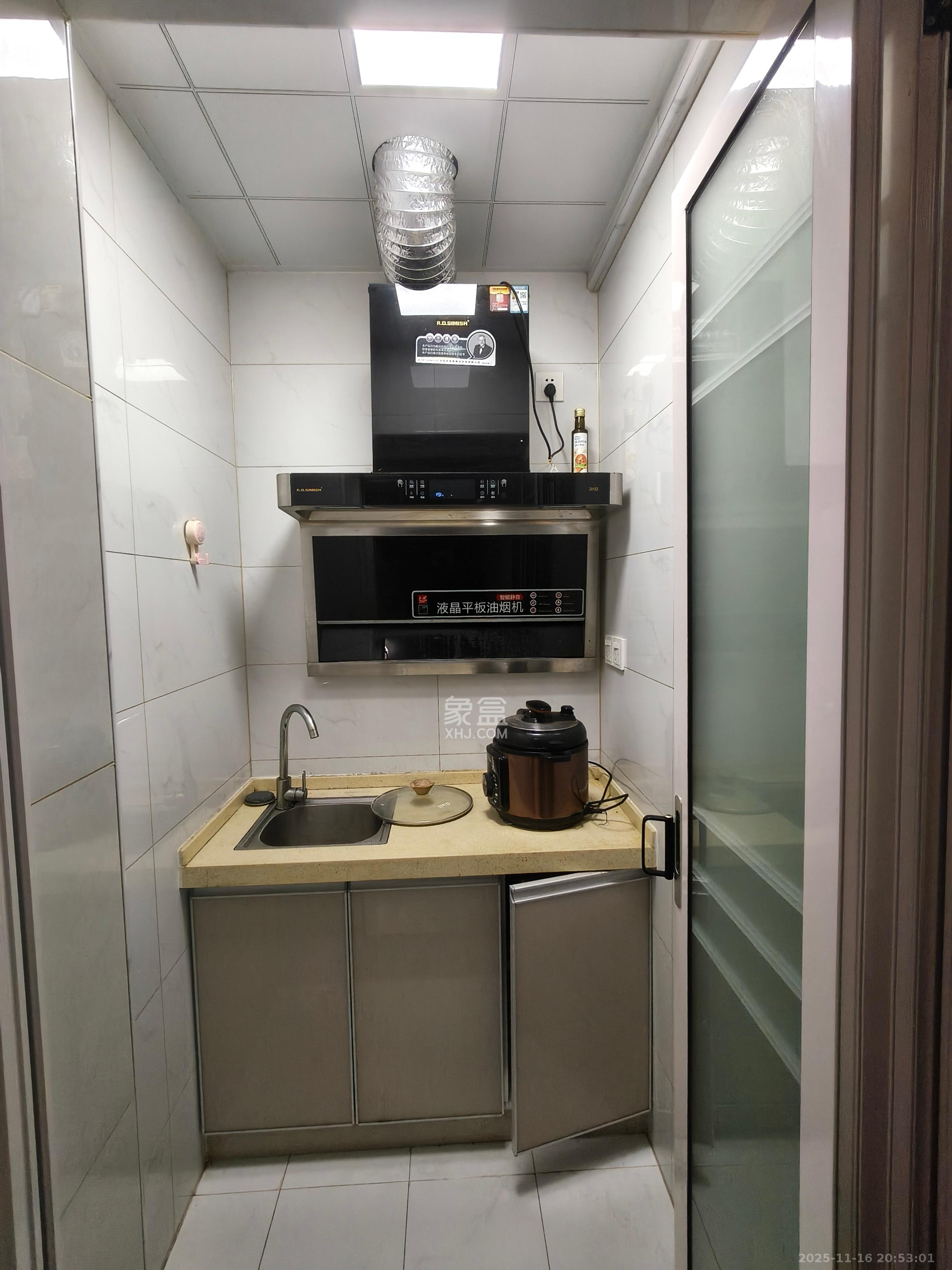 星城新宇川河苑  1室1厅1卫    1200.0元/月室内图