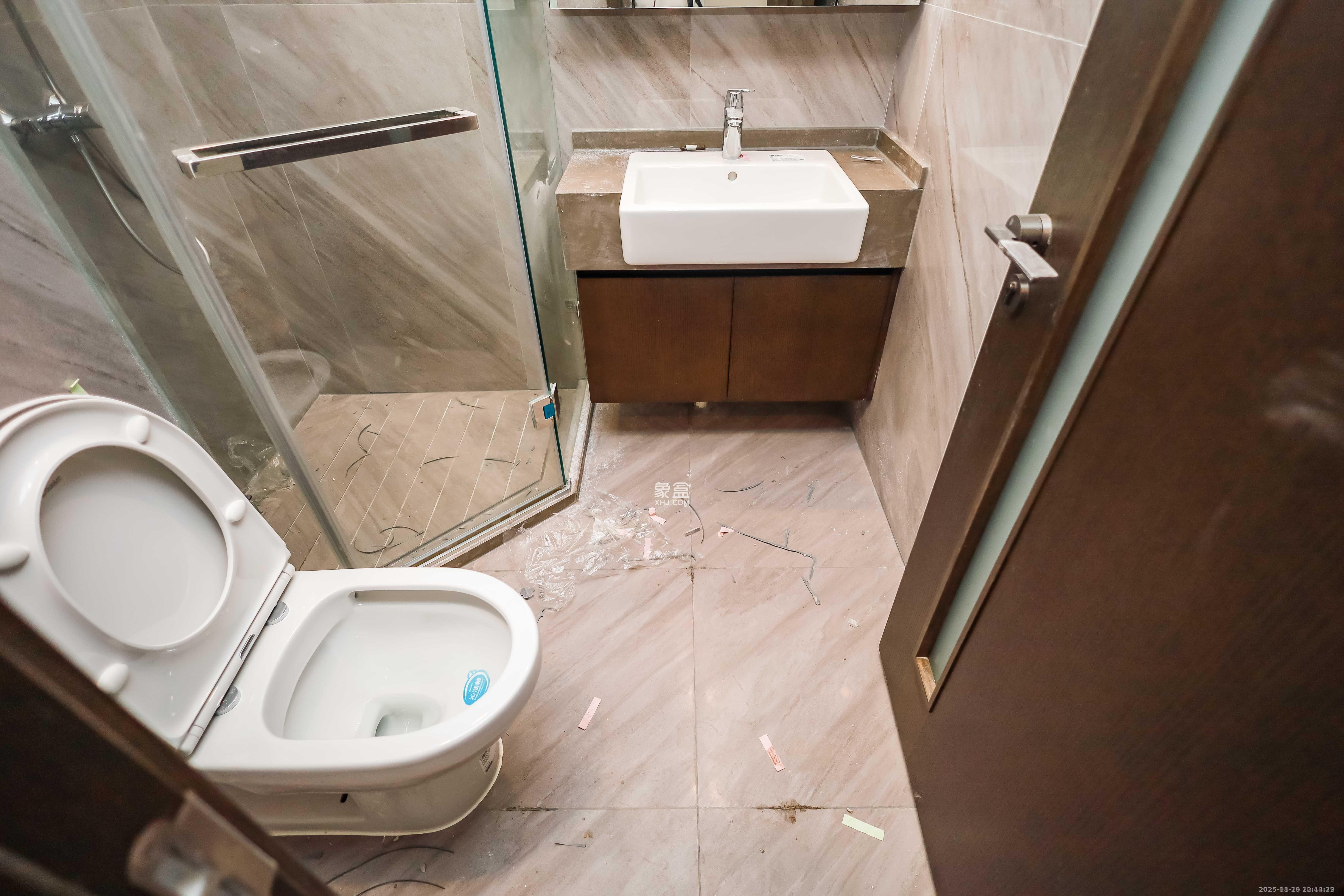 龙湖舜山府 4室2厅1卫 6000.0元/月 龙湖舜山府 4室2厅1卫 6000.0元/月室内图