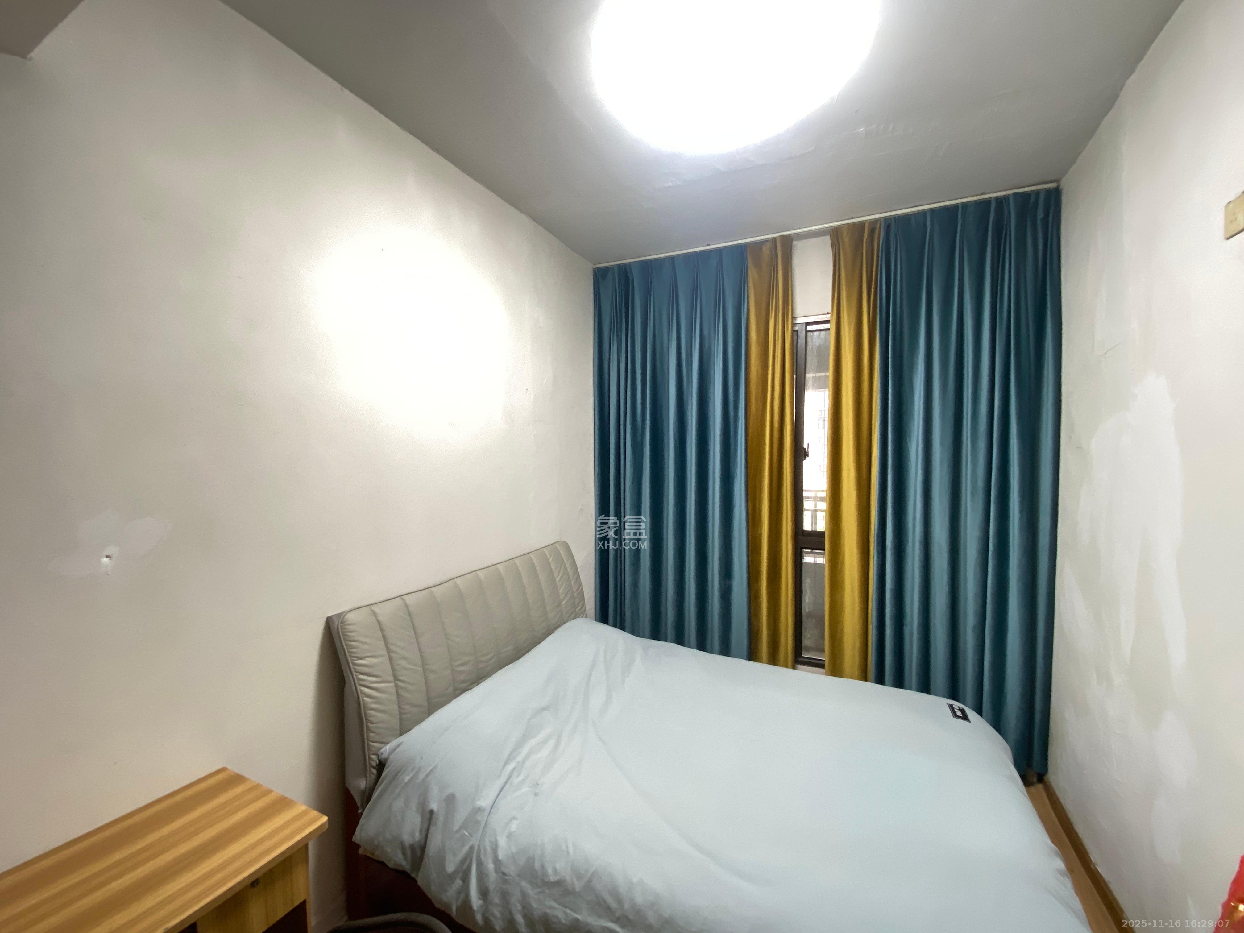 梅溪湖金茂悦（金悦雅苑）  1室2厅2卫    2700.0元/月室内图