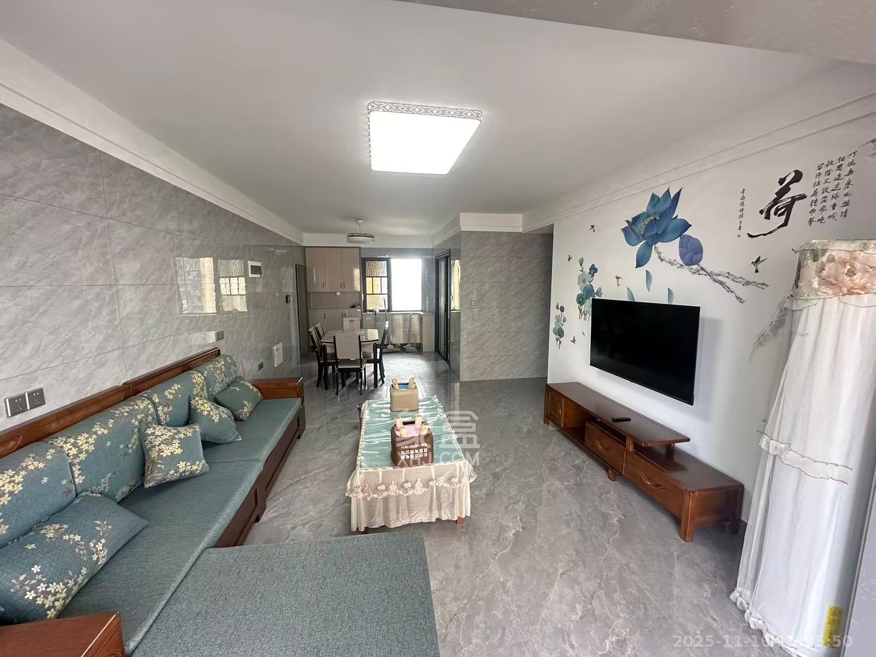 和润园三期 3室2厅2卫 2800.0元/月 和润园三期 3室2厅2卫 2800.0元/月室内图