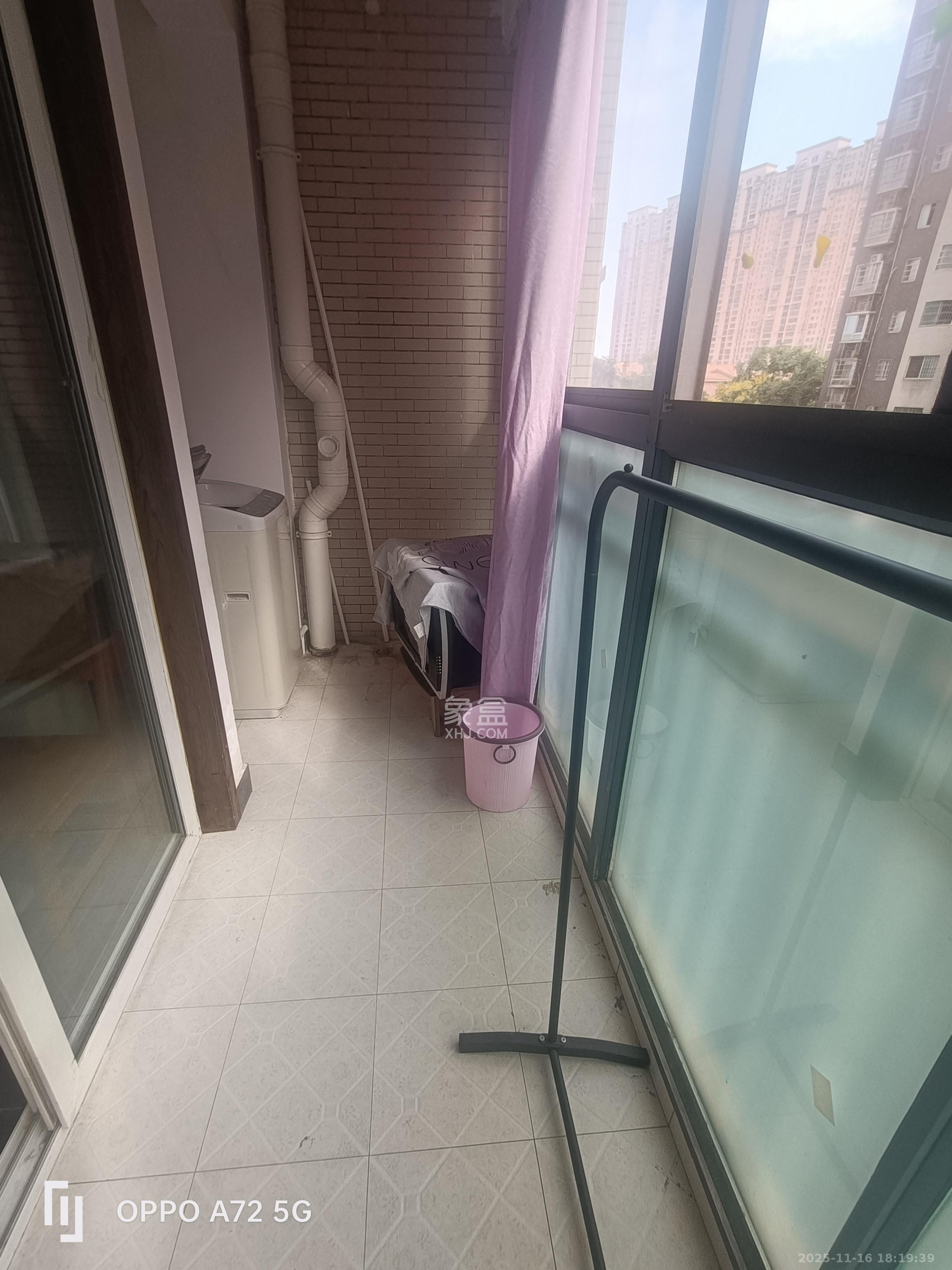 世景华庭  1室1厅1卫    1100.0元/月室内图