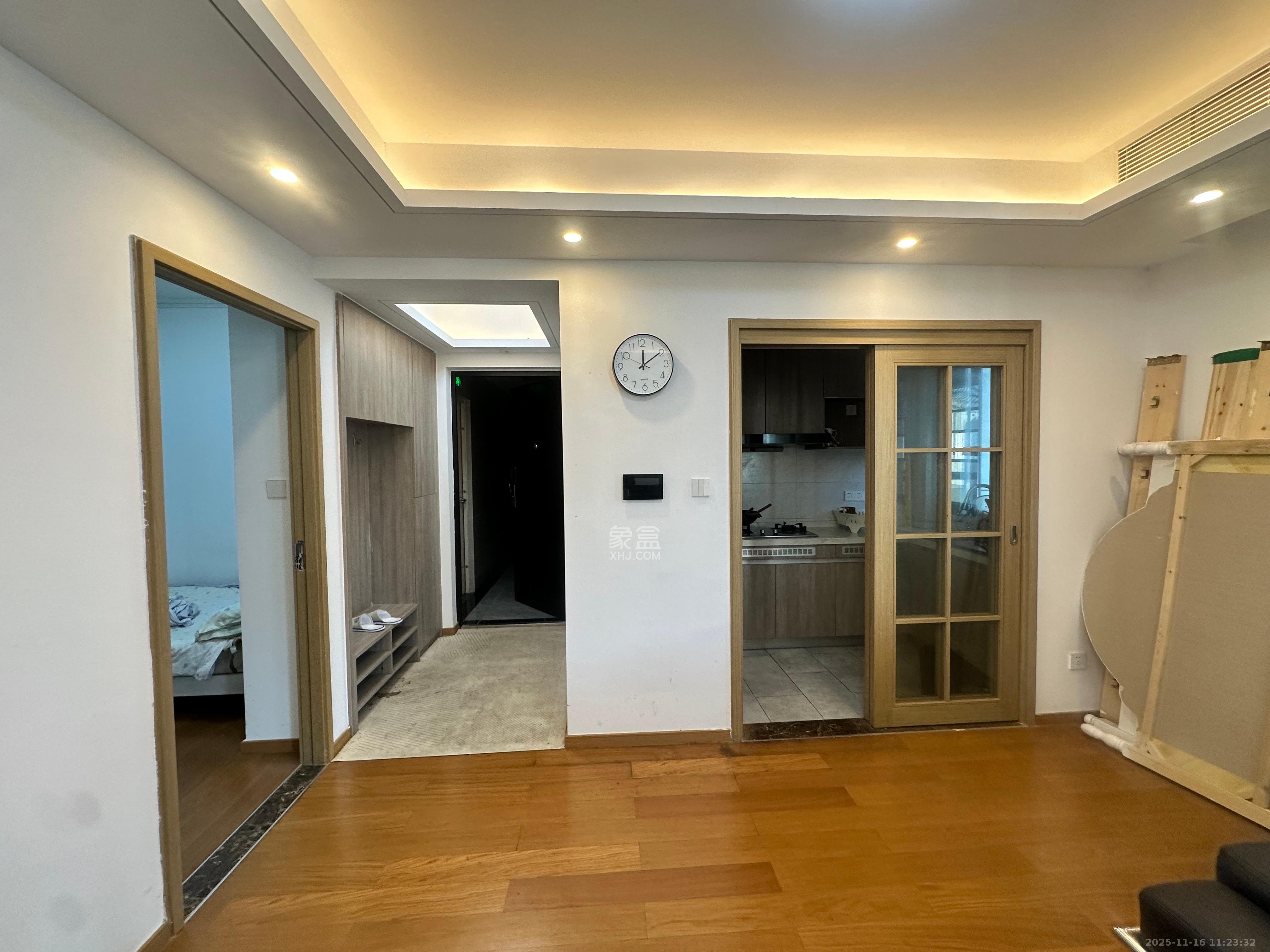 清控湖山雅居南区  4室2厅2卫    2700.0元/月室内图