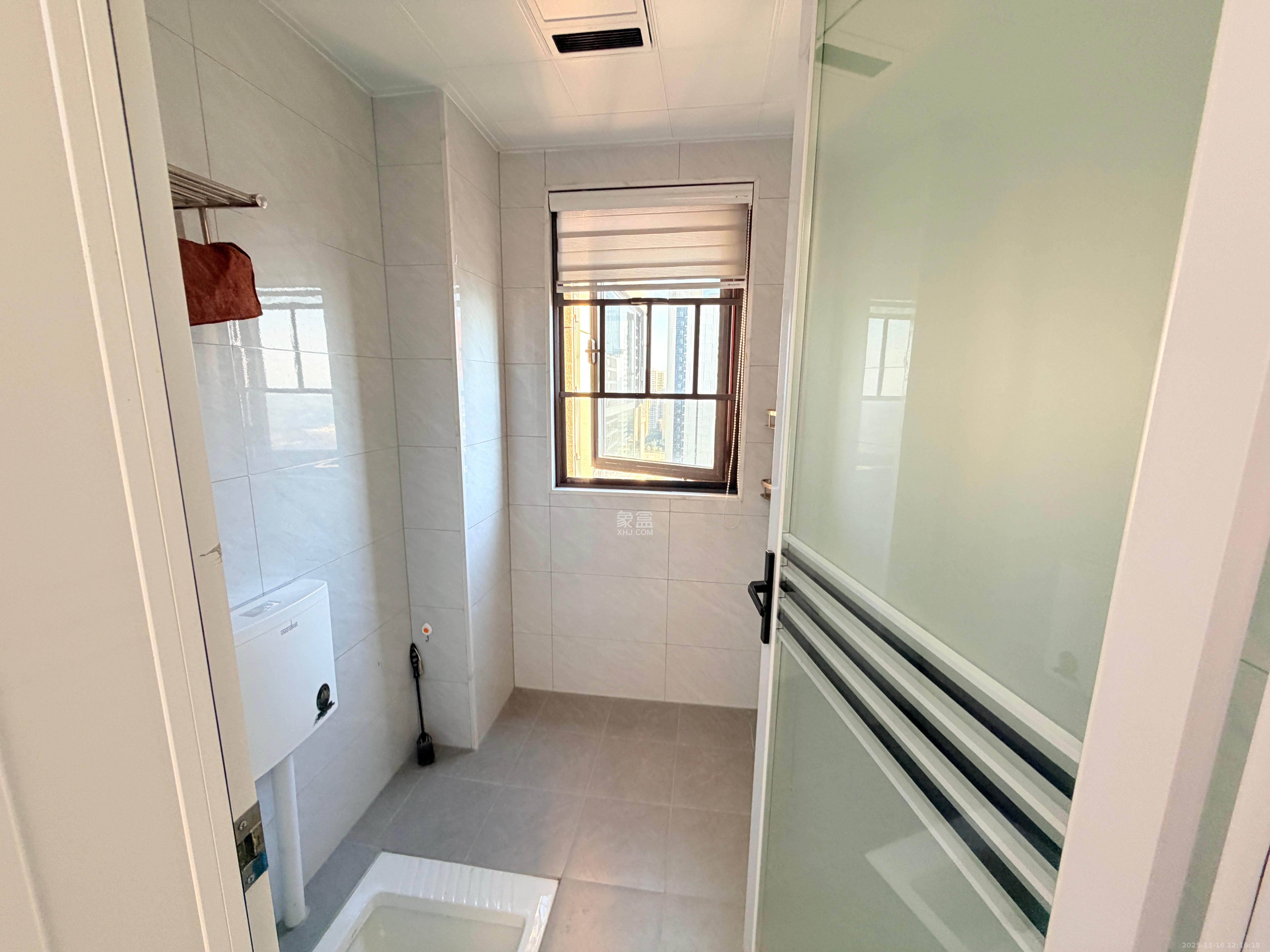 长房东旭国际 3室2厅1卫 2400.0元/月 长房东旭国际 3室2厅1卫 2400.0元/月室内图