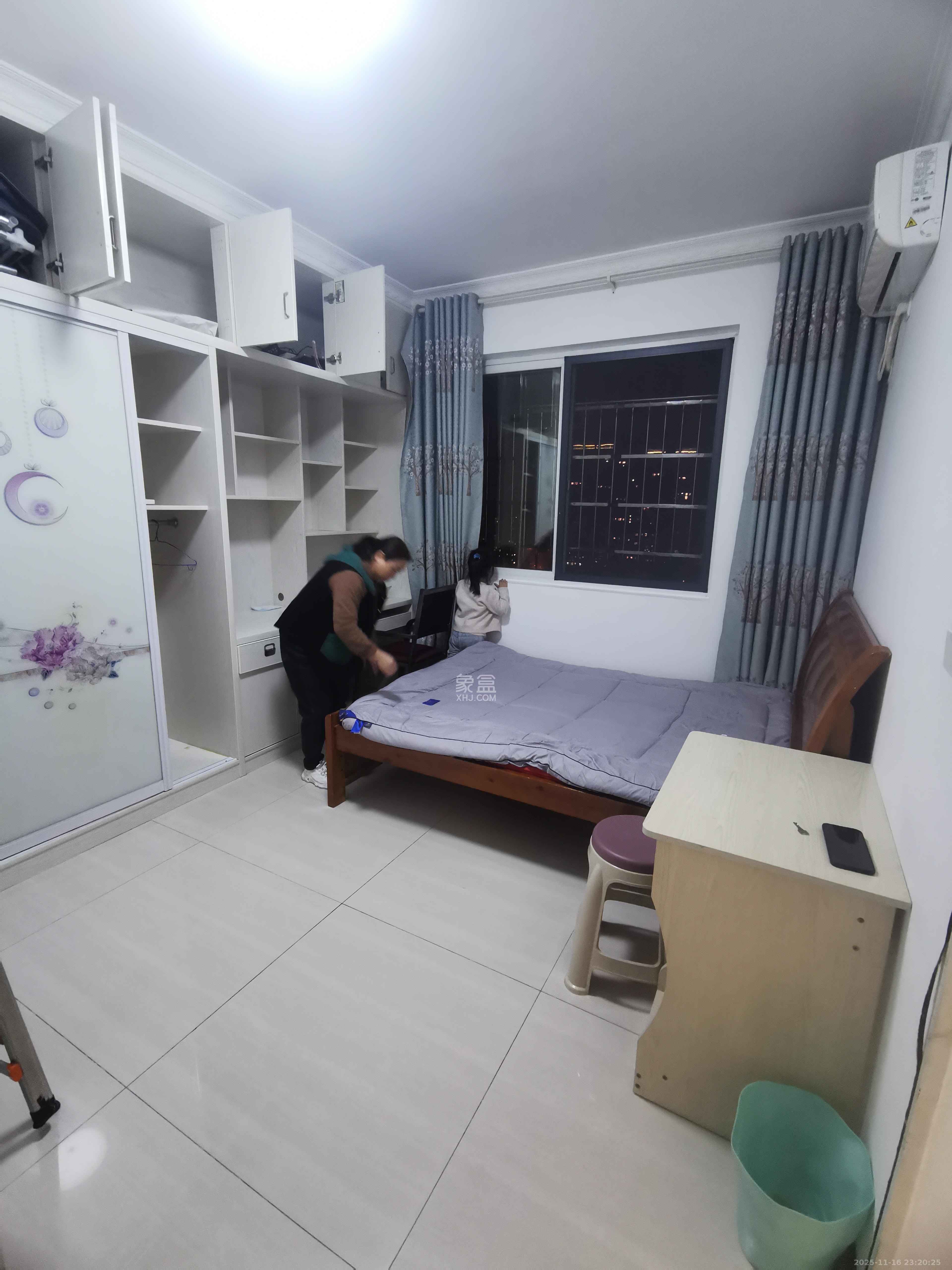 嘉顺苑  1室0厅1卫    1300.0元/月