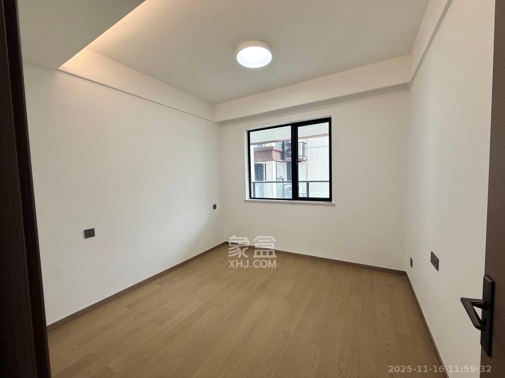 金富湘江悦城  4室2厅2卫    3000.0元/月室内图