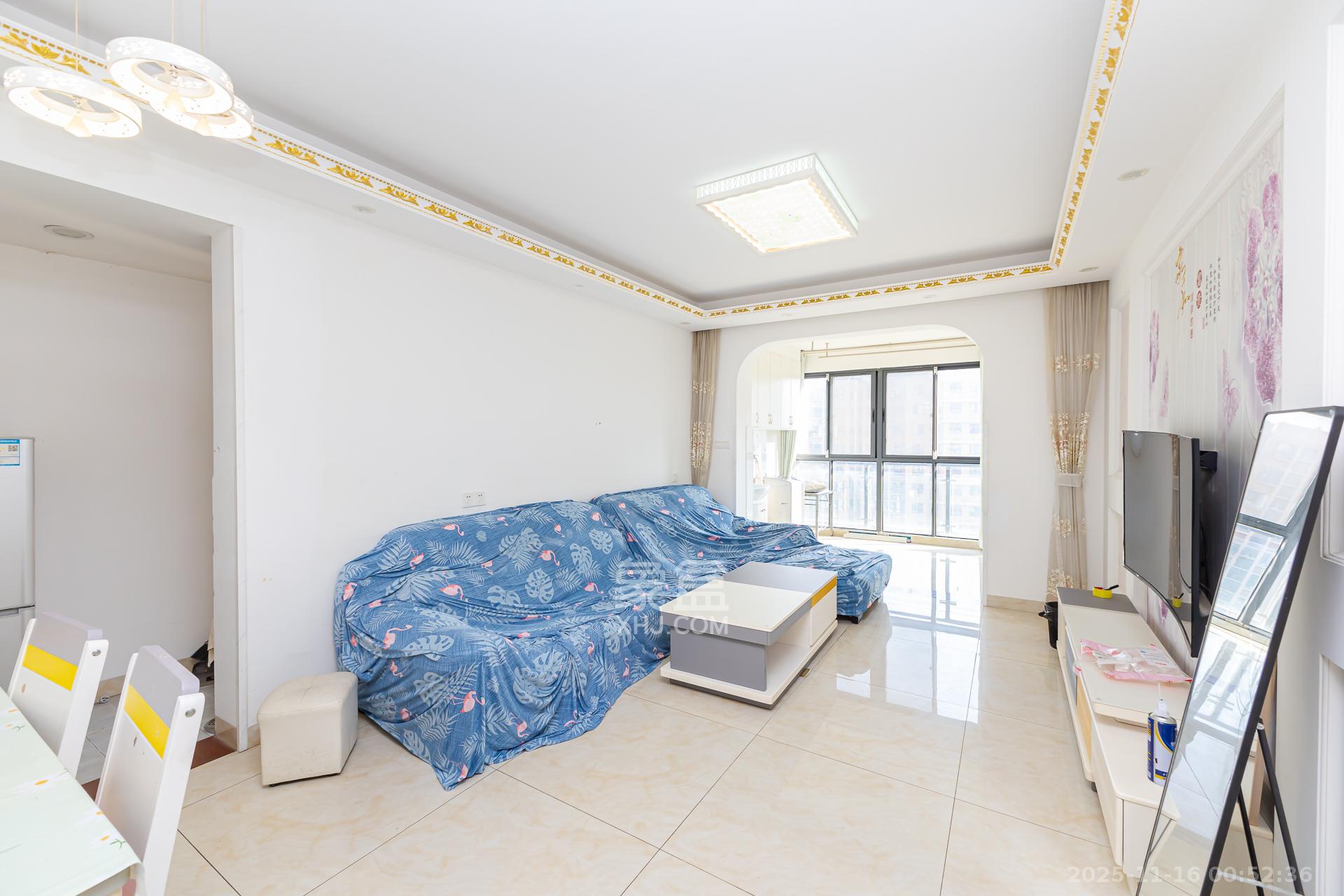 明发国际城  2室2厅1卫    69.8万客厅