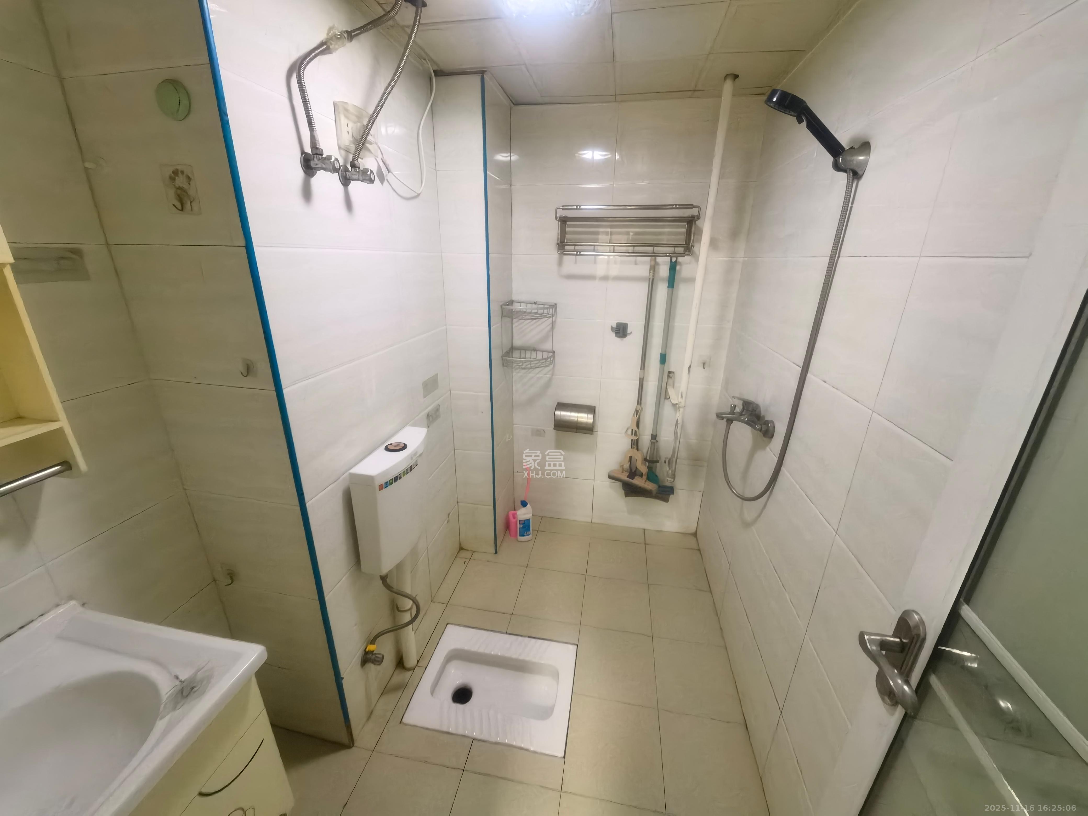 星城新宇颐景苑 1室1厅1卫 1450.0元/月 星城新宇颐景苑 1室1厅1卫 1450.0元/月室内图