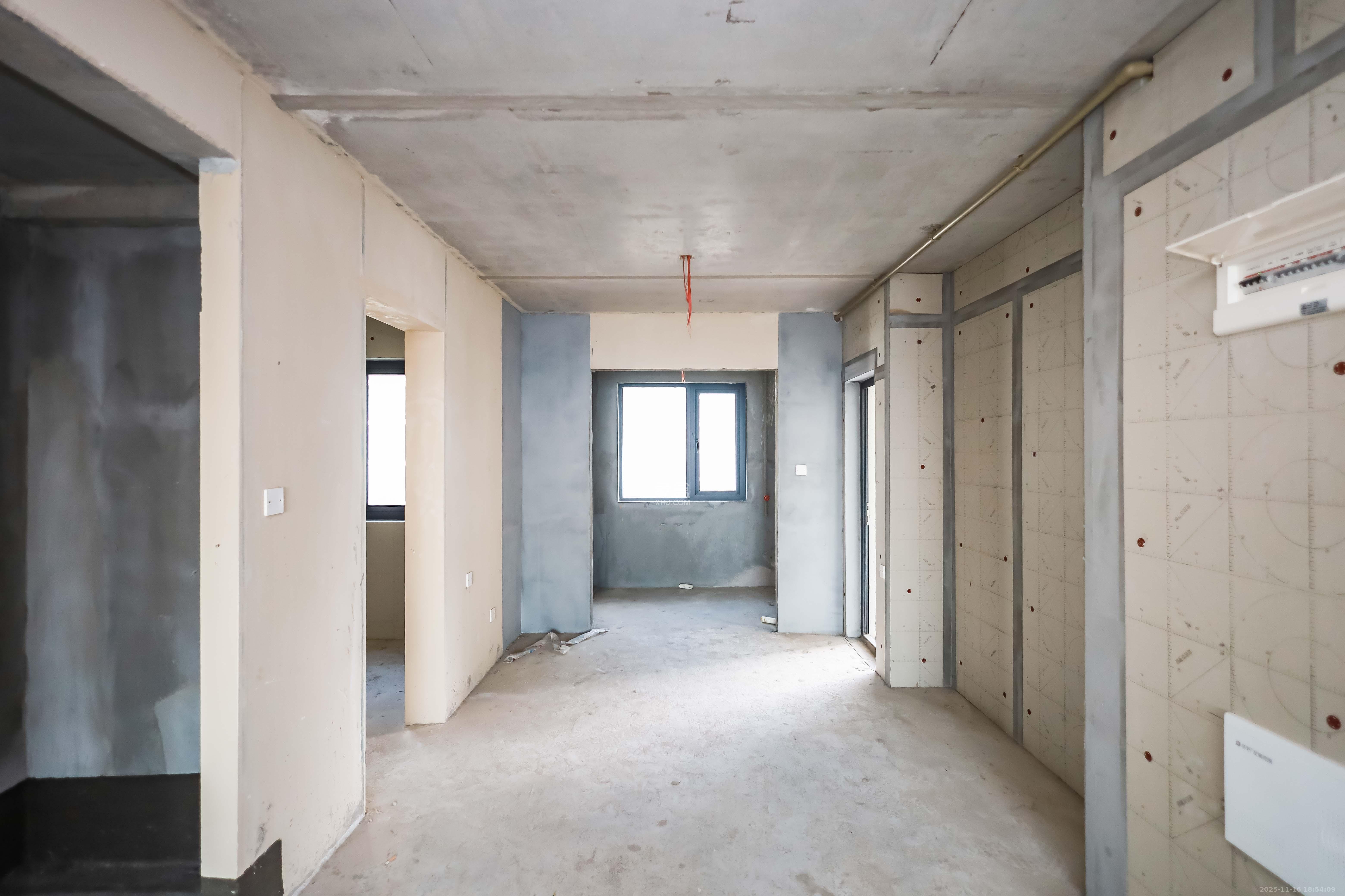 保利恒伟时光印象 3室2厅2卫 106.0万 保利恒伟时光印象 3室2厅2卫 106.0万客厅