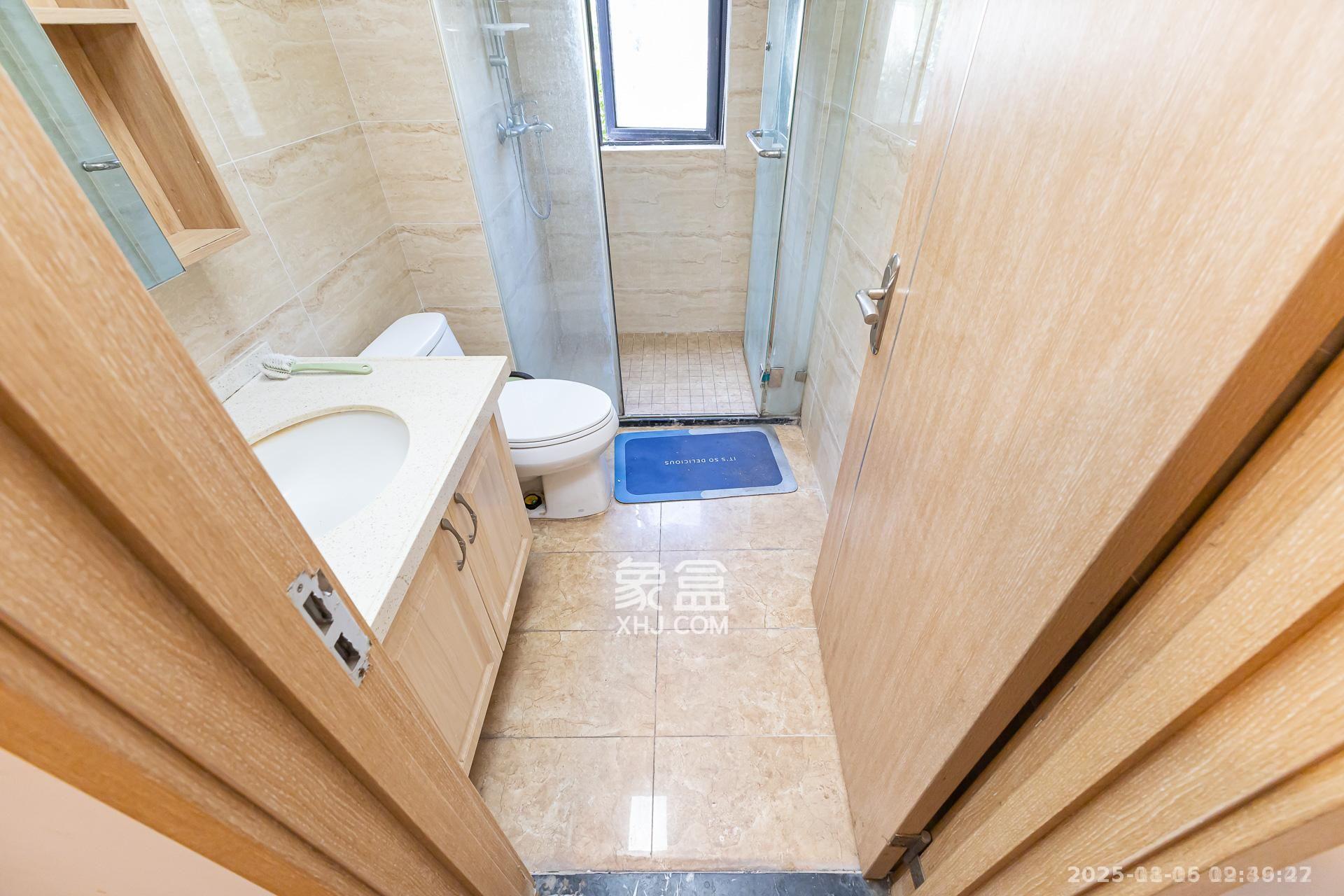 万润滨江天著 4室2厅2卫 2450.0元/月 万润滨江天著 4室2厅2卫 2450.0元/月室内图