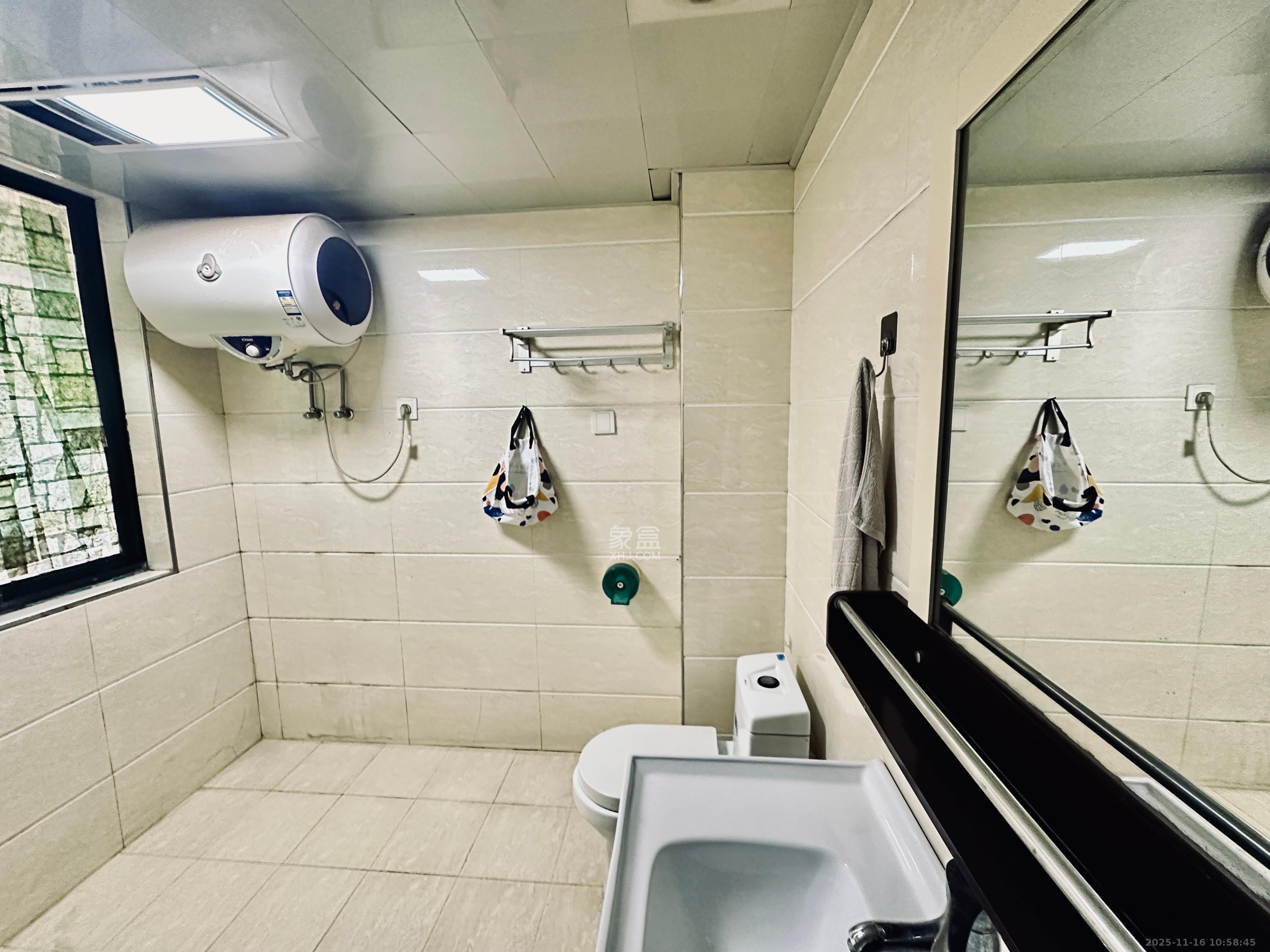 诚兴园 3室2厅2卫 2000.0元/月 诚兴园 3室2厅2卫 2000.0元/月室内图