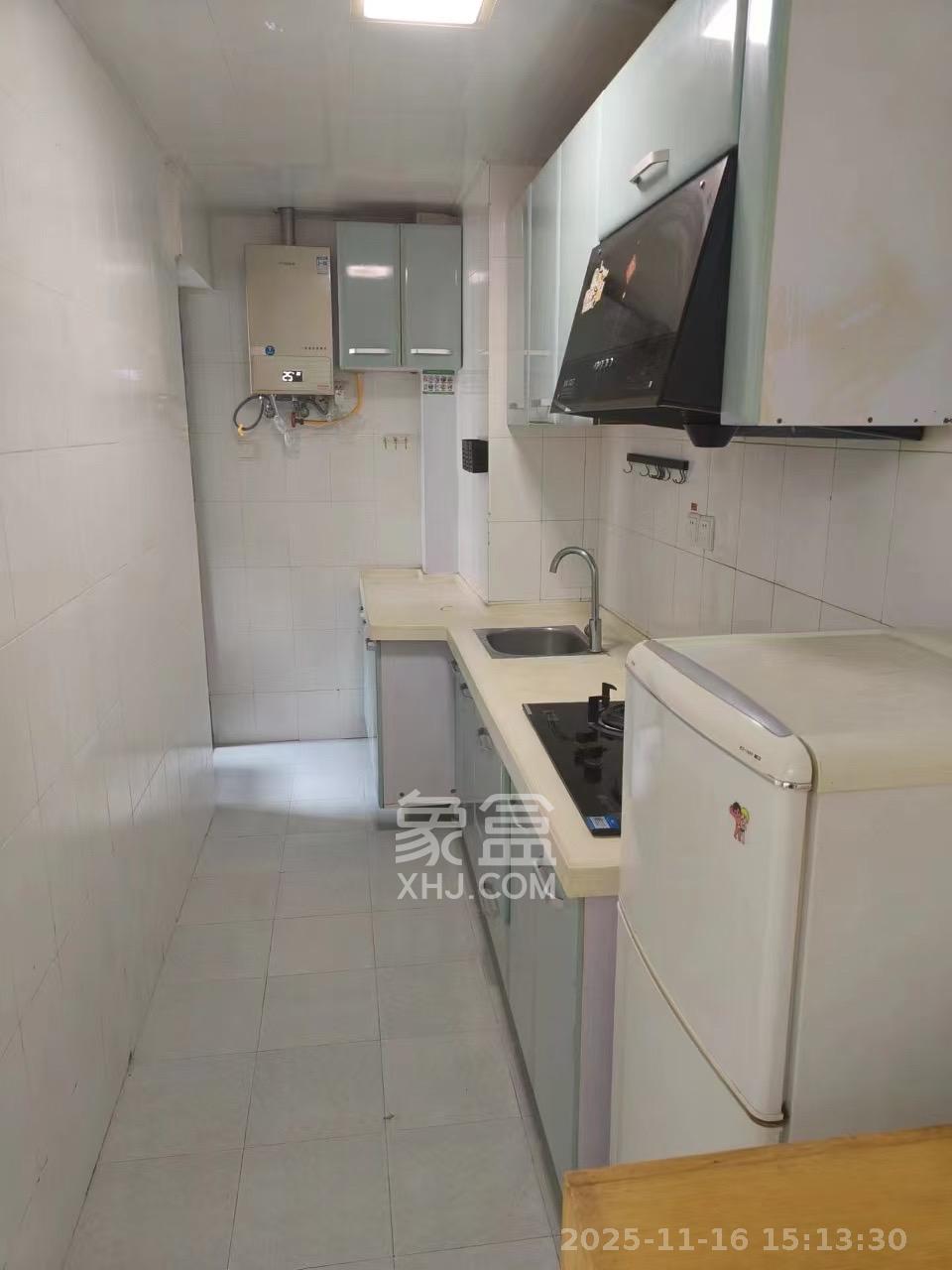 中天广场 2室1厅1卫 2500.0元/月 中天广场 2室1厅1卫 2500.0元/月室内图