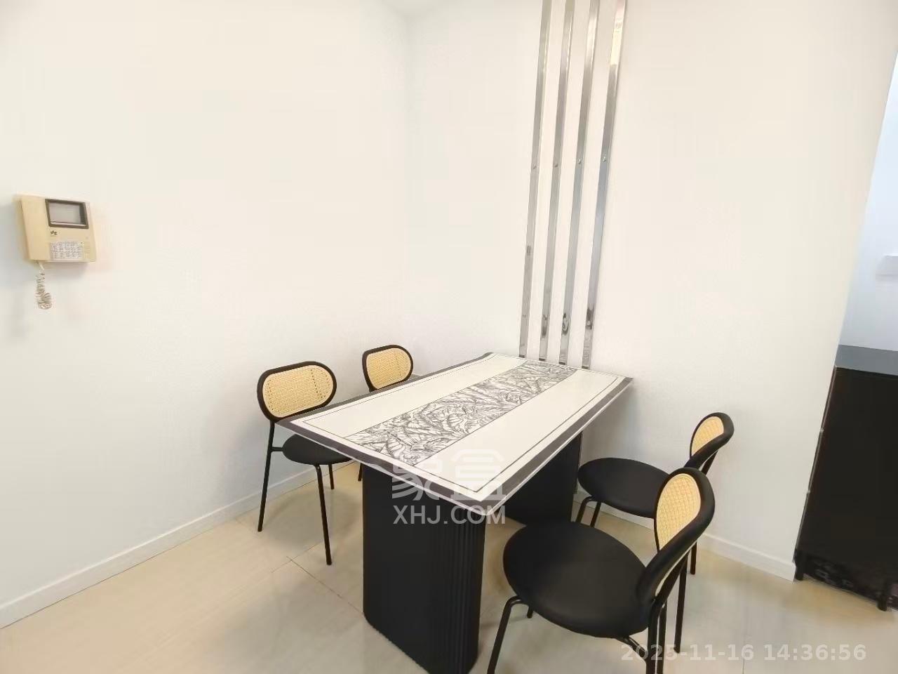 怡海星城 2室2厅1卫 1600.0元/月 怡海星城 2室2厅1卫 1600.0元/月室内图