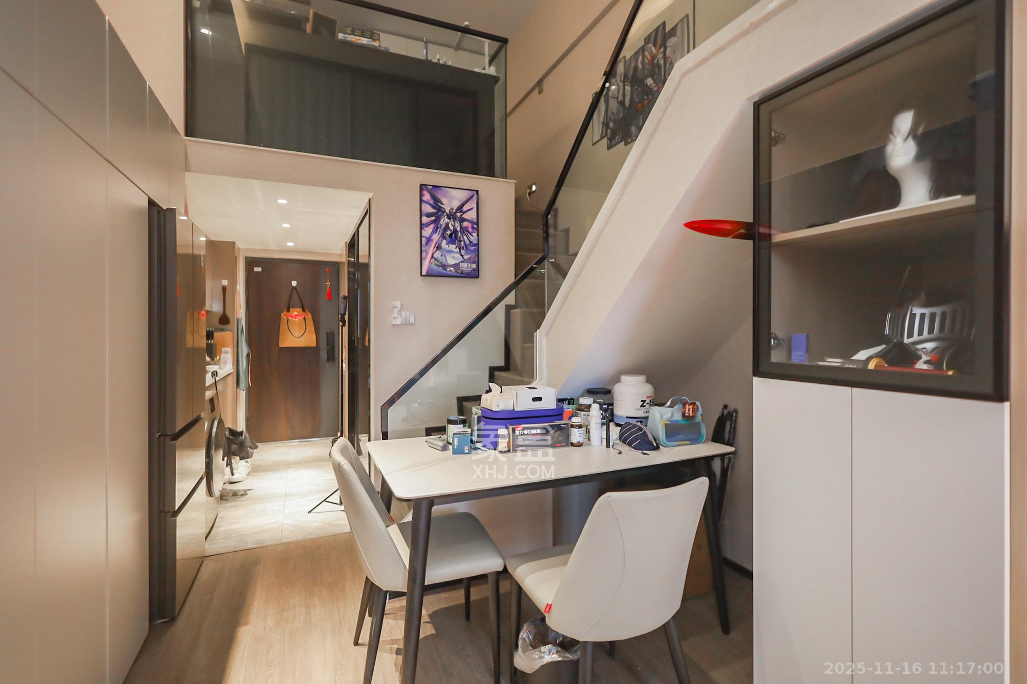 中一鲲出(鲲鹏府) 2室1厅1卫 2950.0元/月 中一鲲出(鲲鹏府) 2室1厅1卫 2950.0元/月室内图