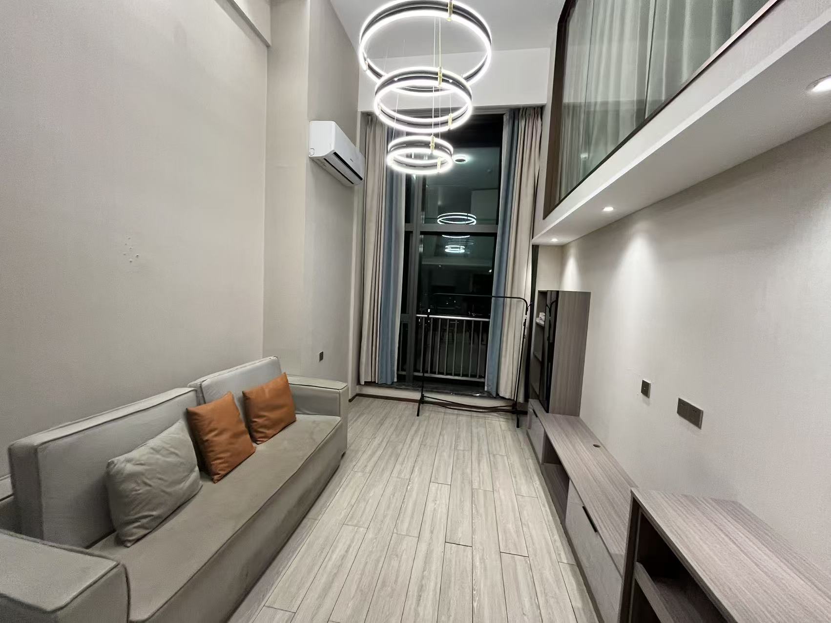 华远华时代  2室1厅1卫    3800.0元/月户型图