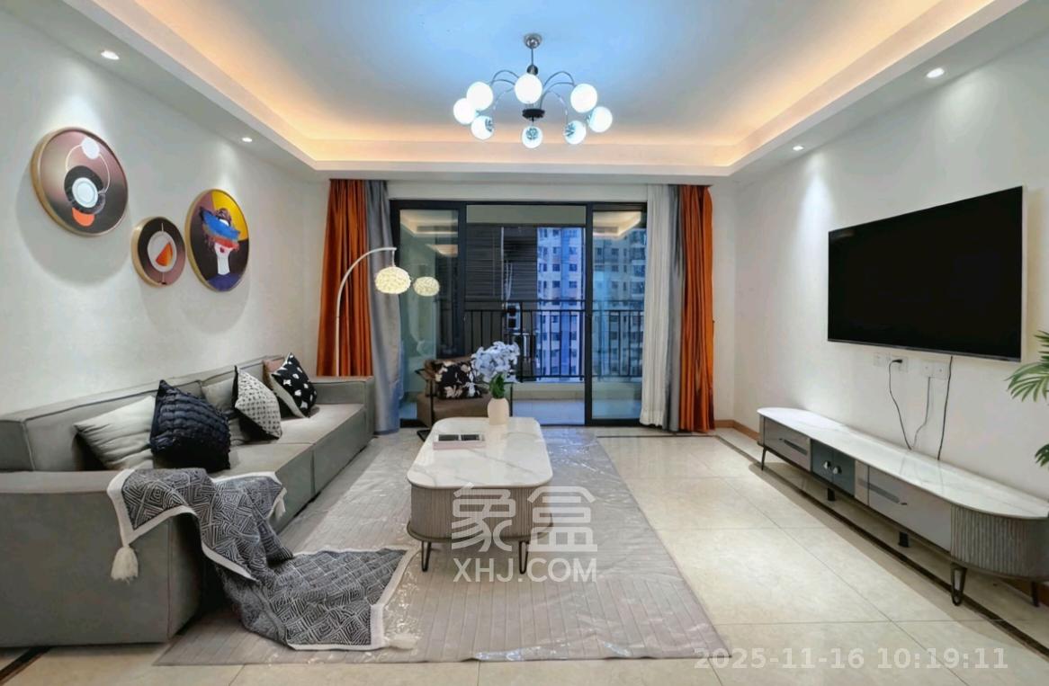 中建嘉和城凤凰台（中建瑞兴家园）  4室2厅2卫    2500.0元/月