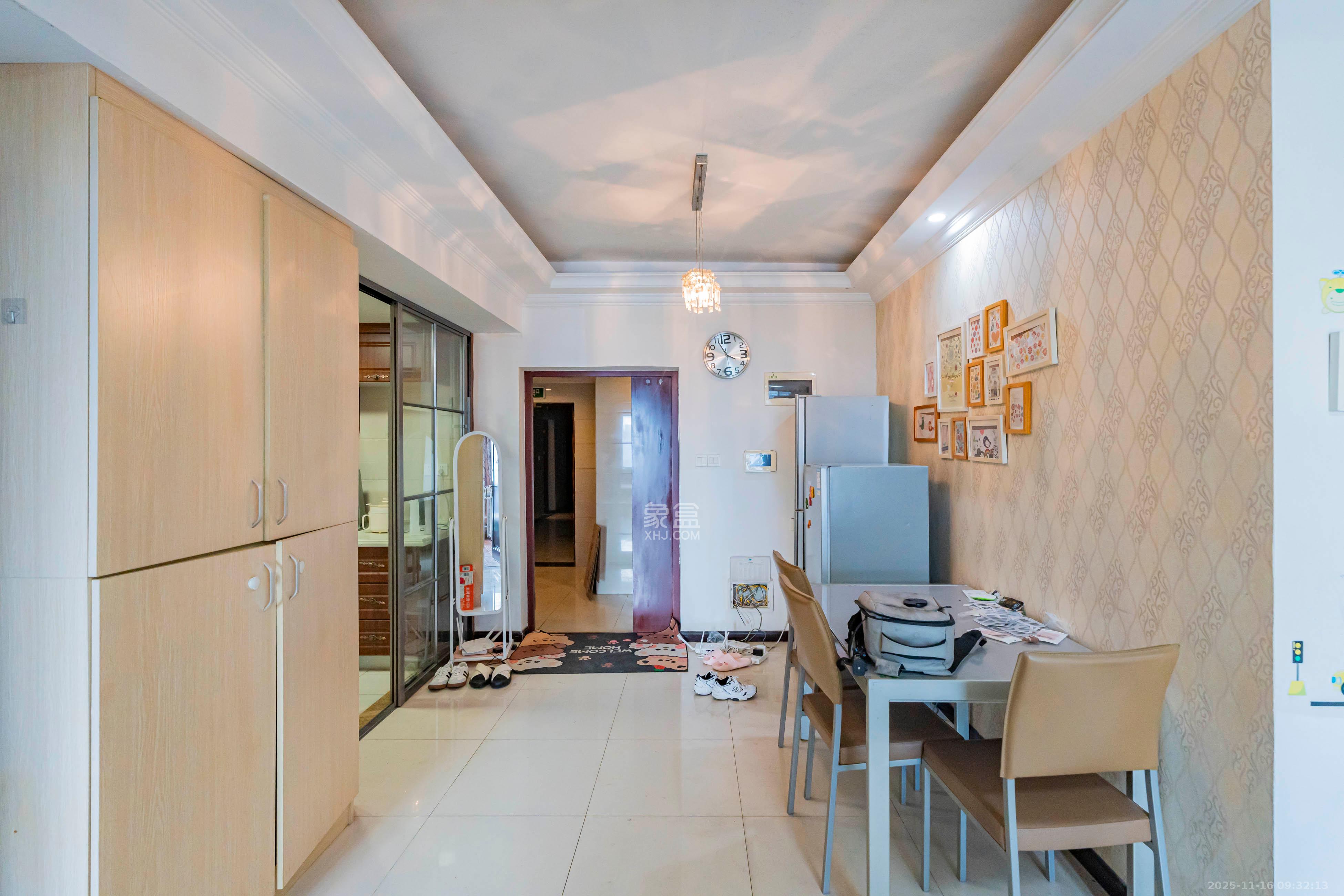 公园9号 2室2厅1卫 3300.0元/月 公园9号 2室2厅1卫 3300.0元/月室内图