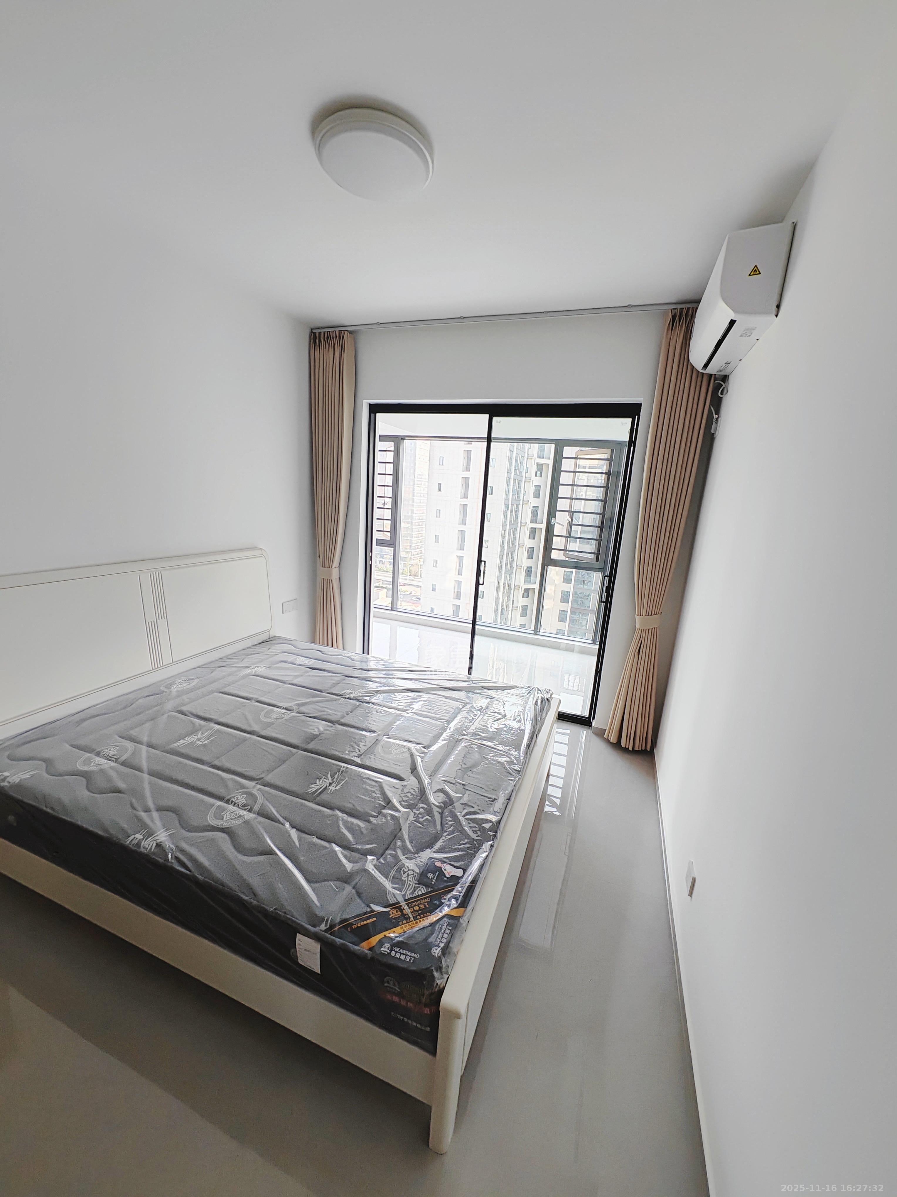 华杰天骄（滨江福源里）  4室2厅2卫    4300.0元/月室内图